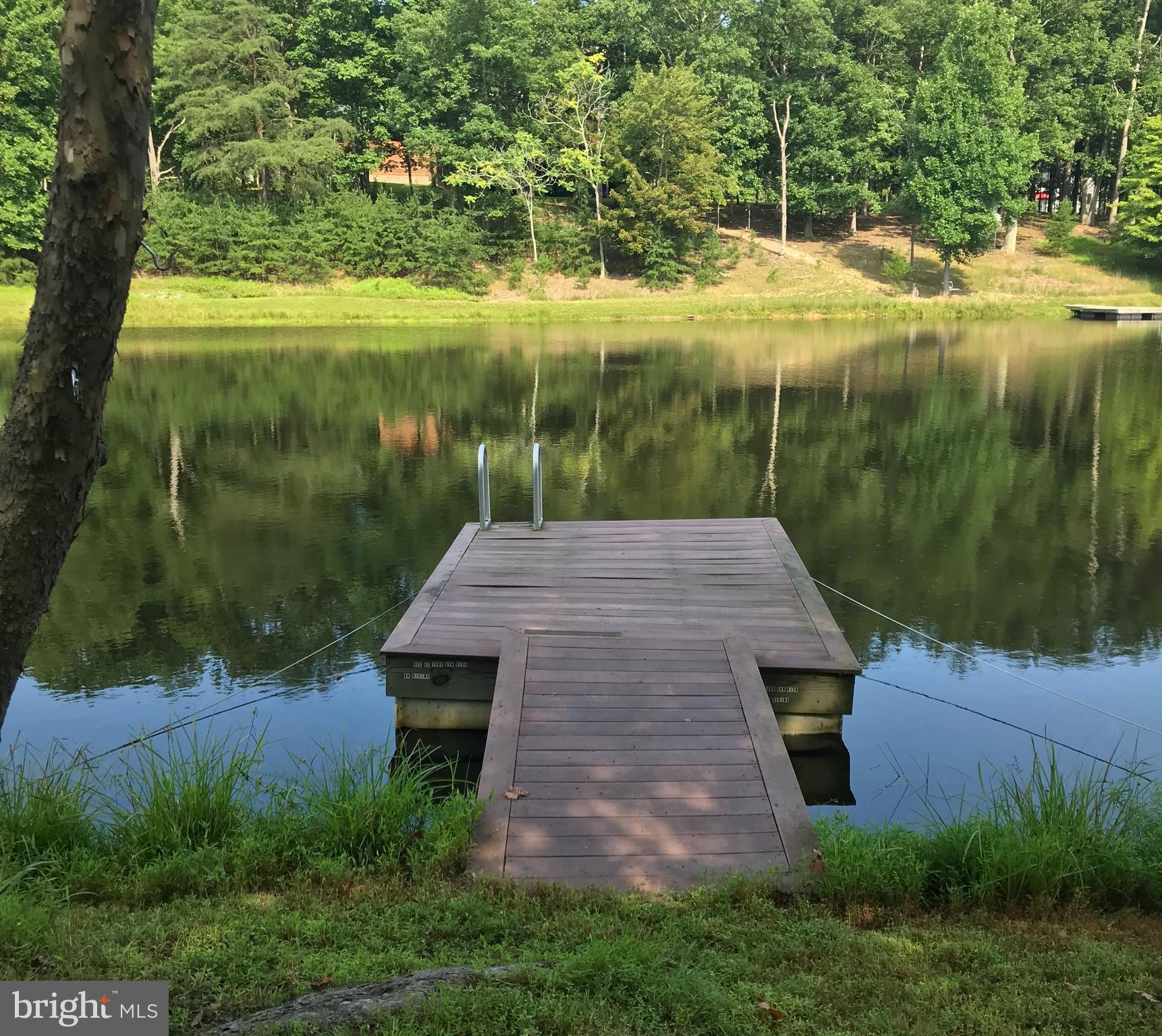 LAKE FOREST ESTATES - Residential