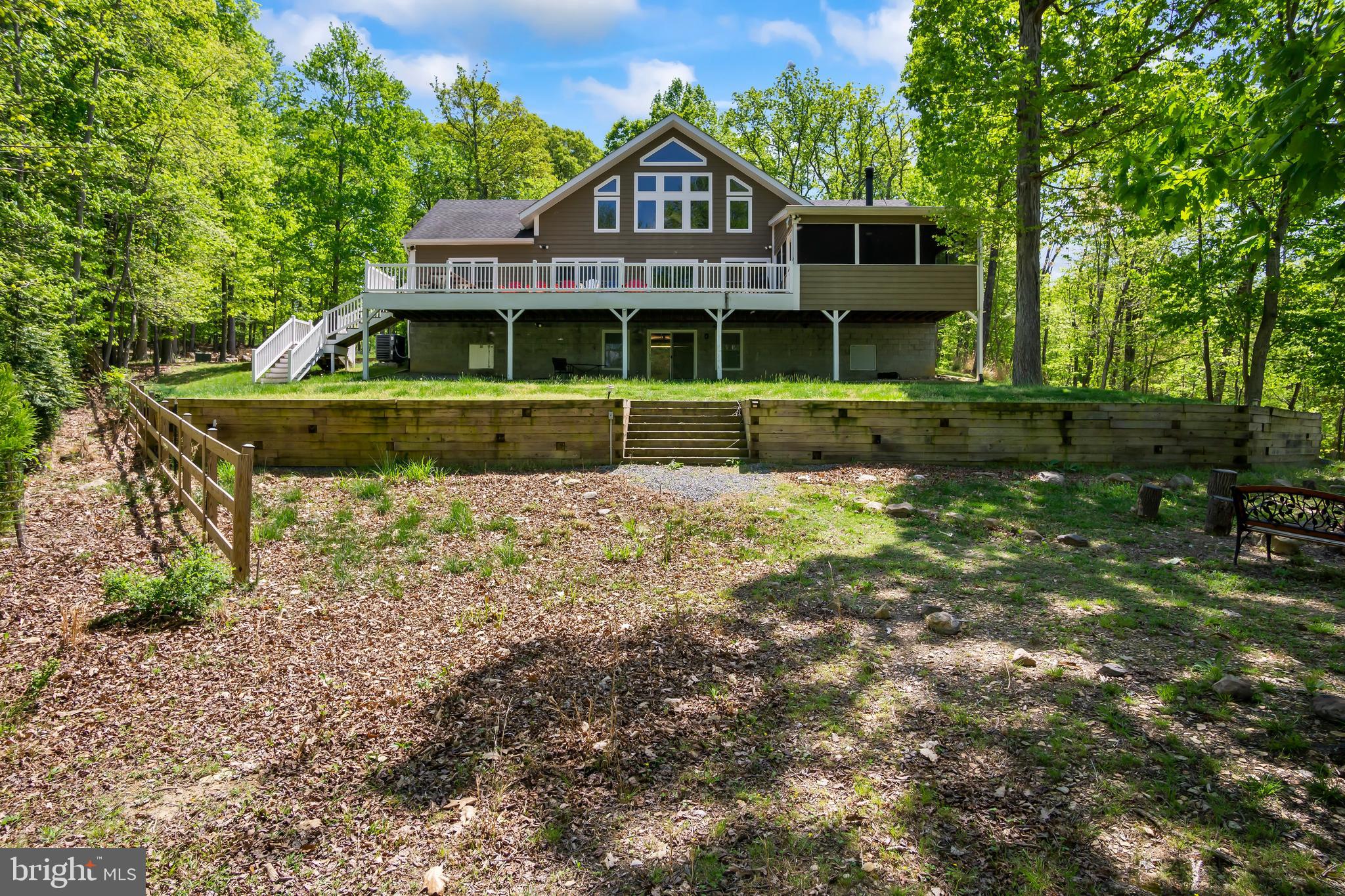 LAKE FOREST ESTATES - Residential