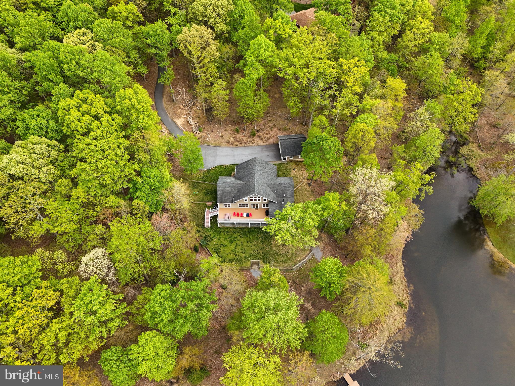 LAKE FOREST ESTATES - Residential
