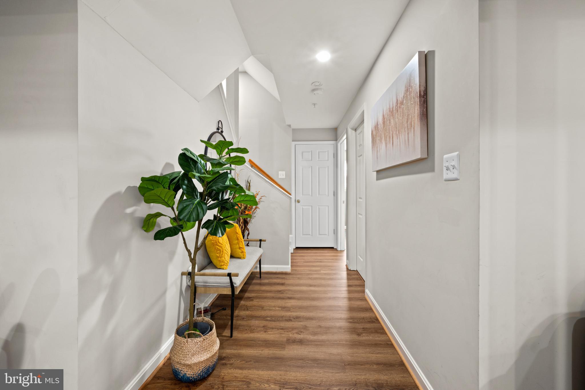 SEVEN OAKS - Residential