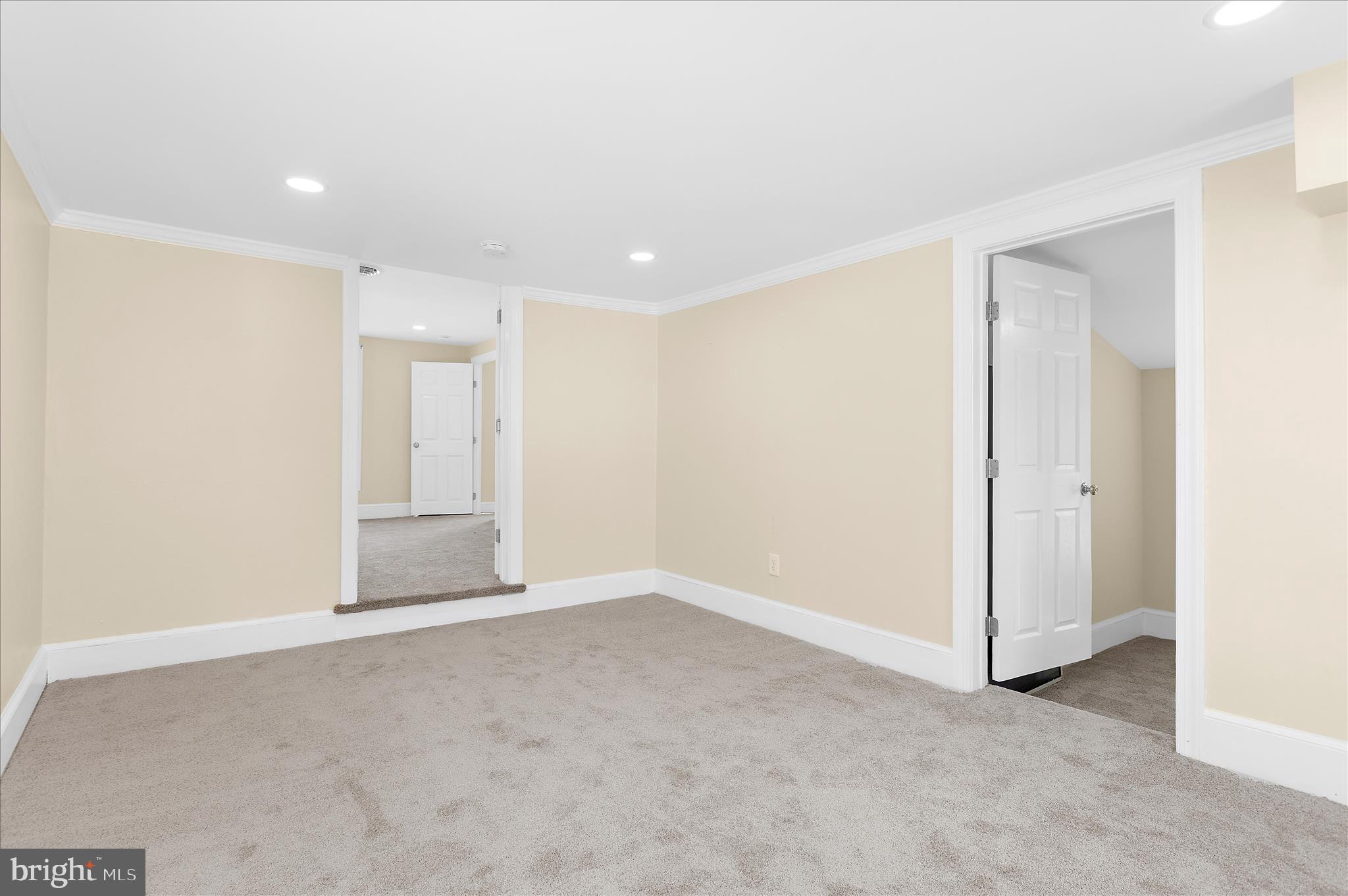 CENTREVILLE - Residential