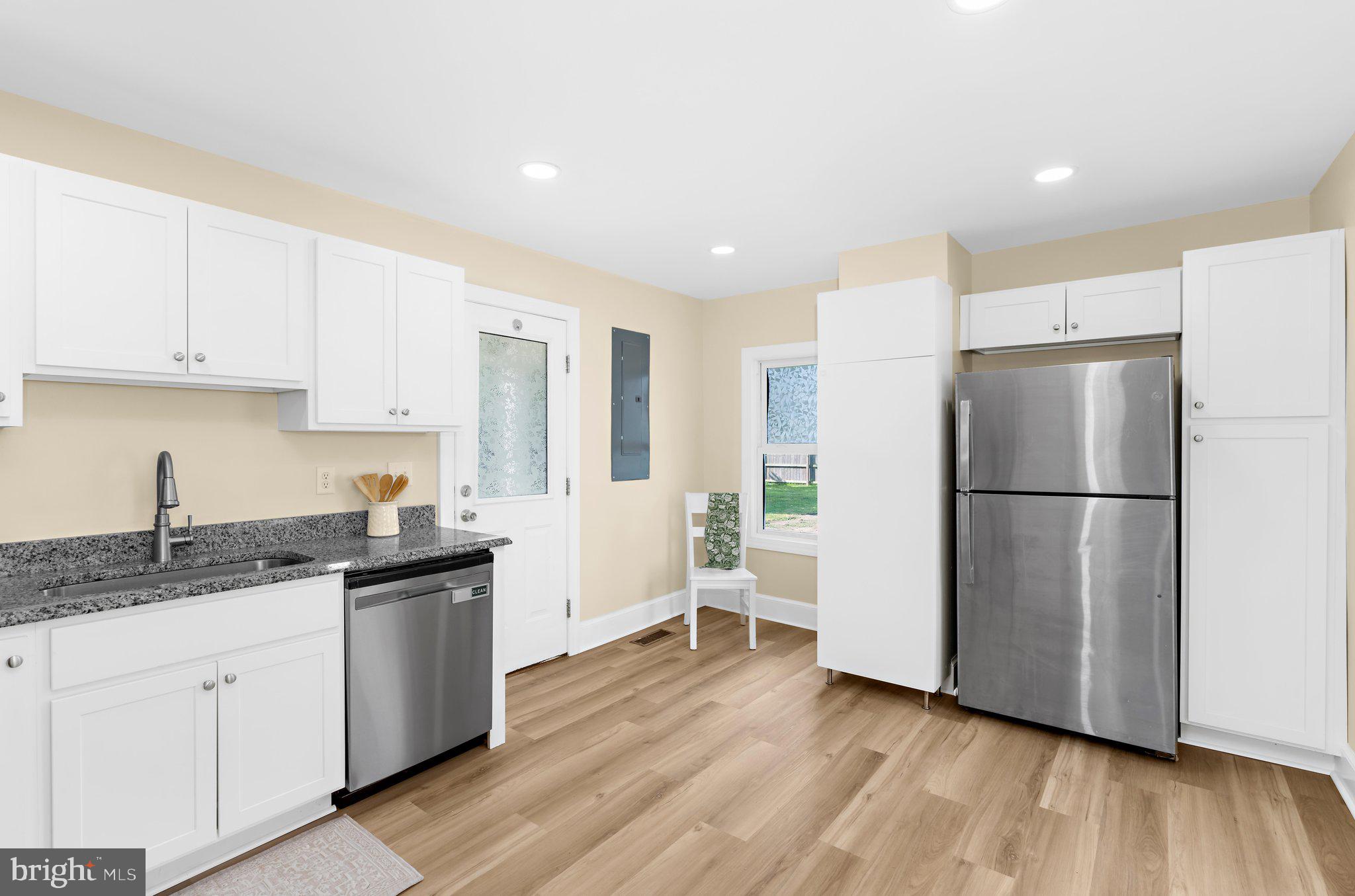 CENTREVILLE - Residential
