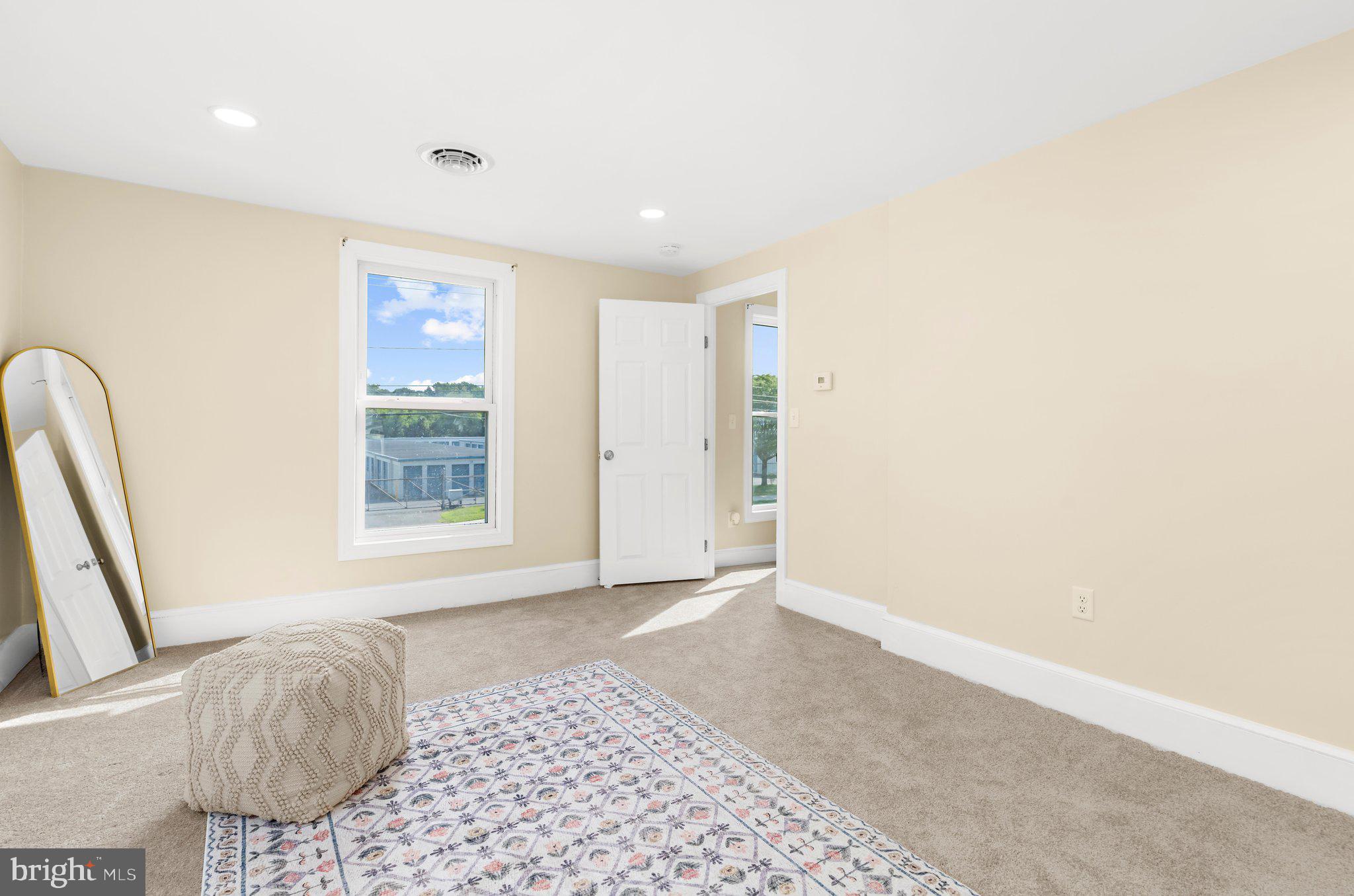CENTREVILLE - Residential