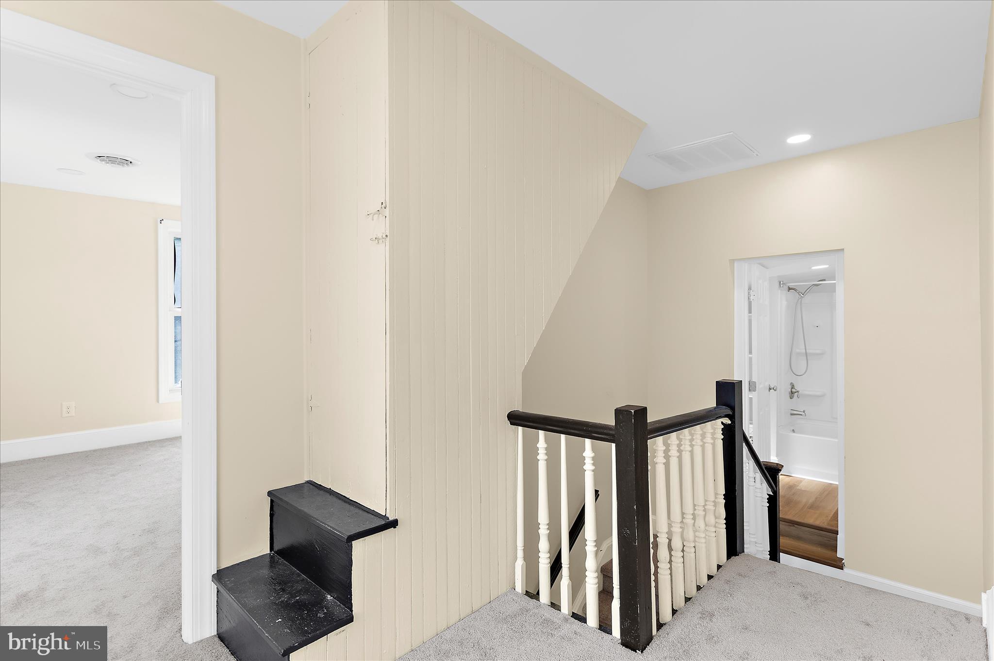 CENTREVILLE - Residential
