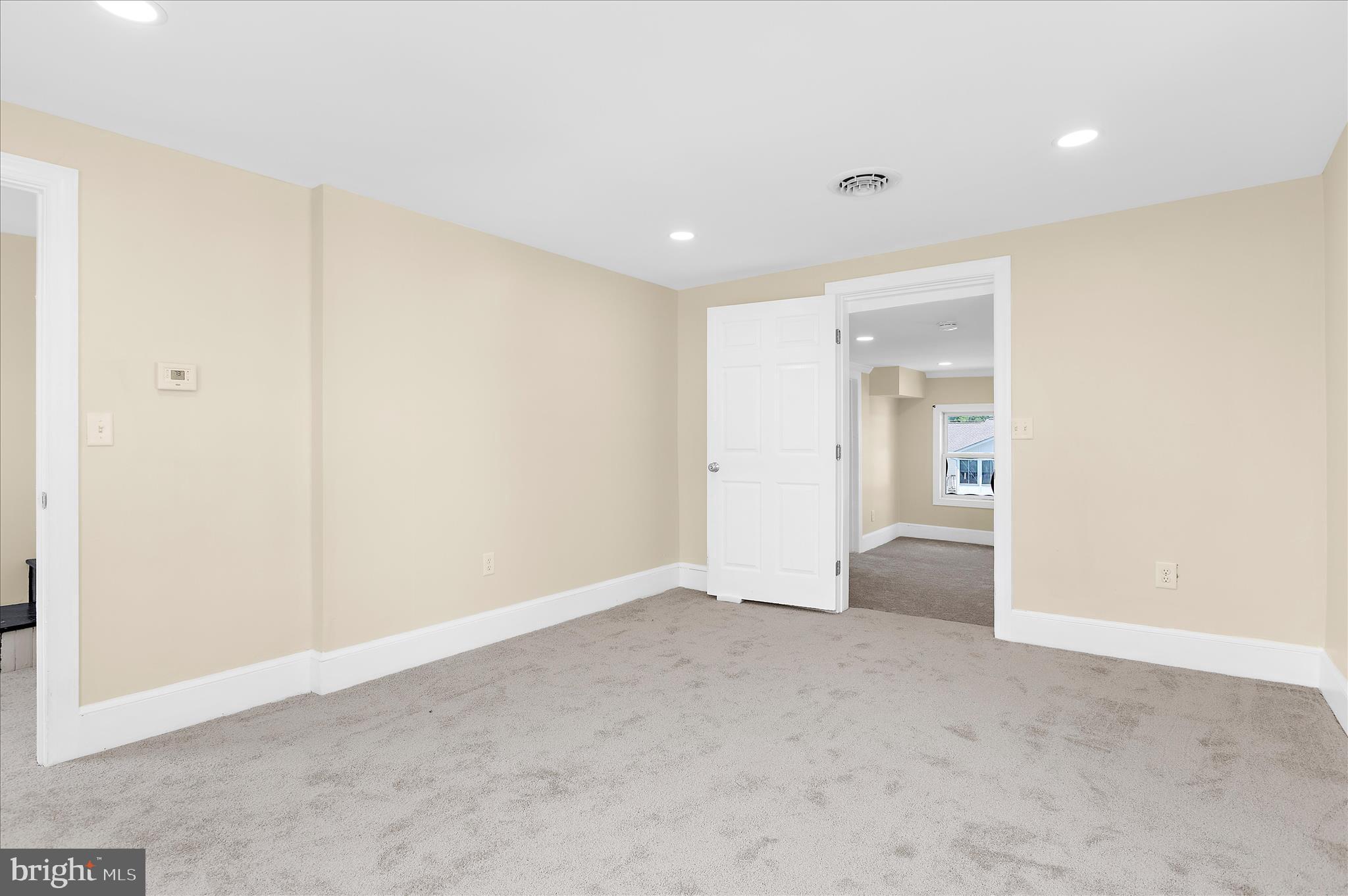 CENTREVILLE - Residential