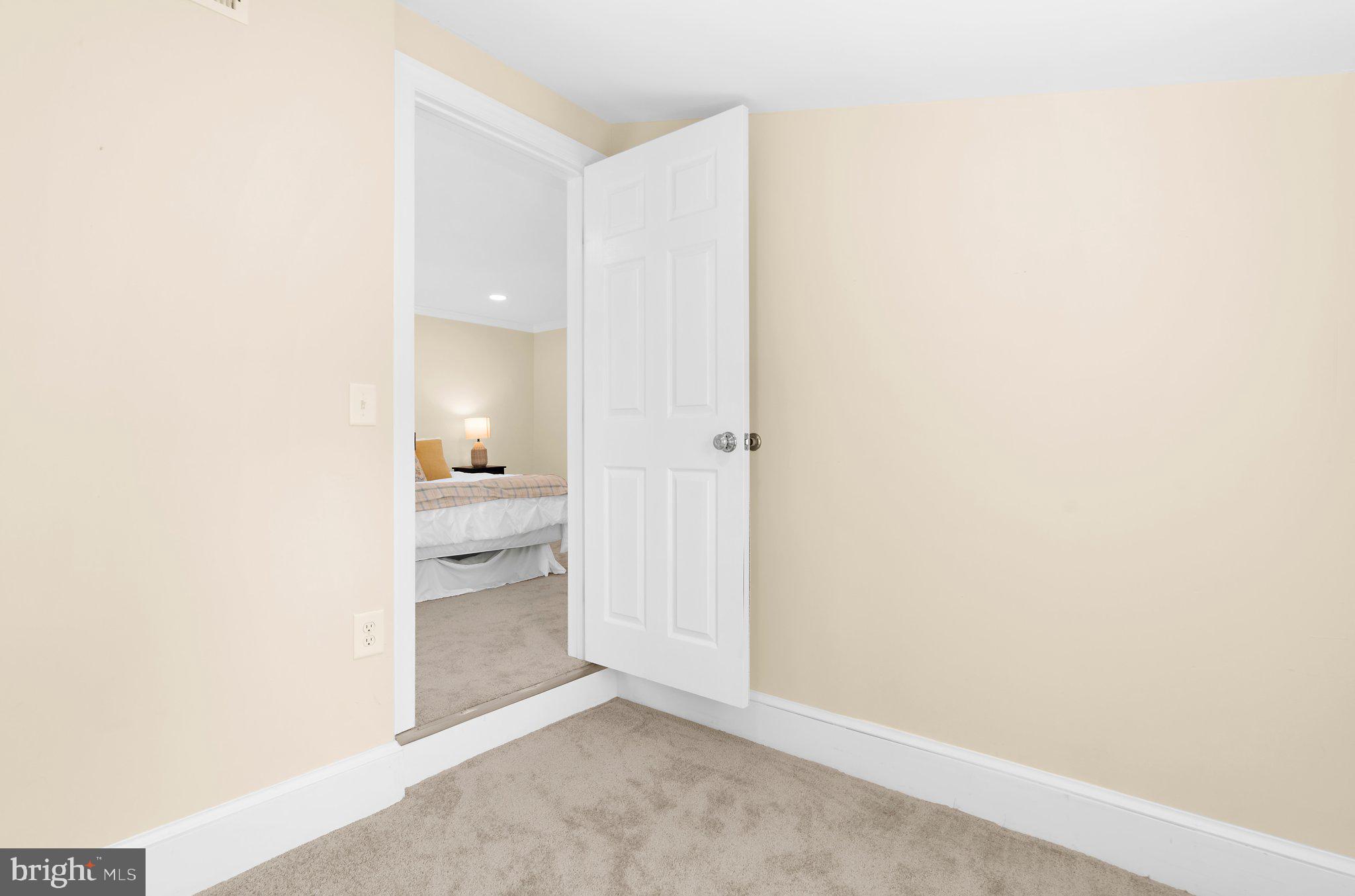 CENTREVILLE - Residential