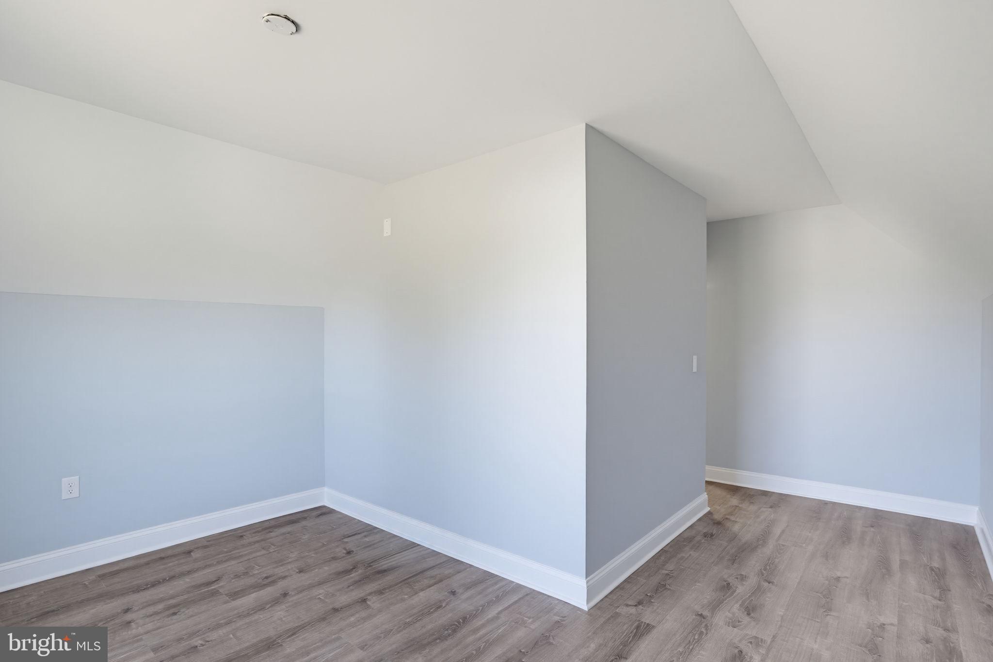 FOWLING CREEK - Residential