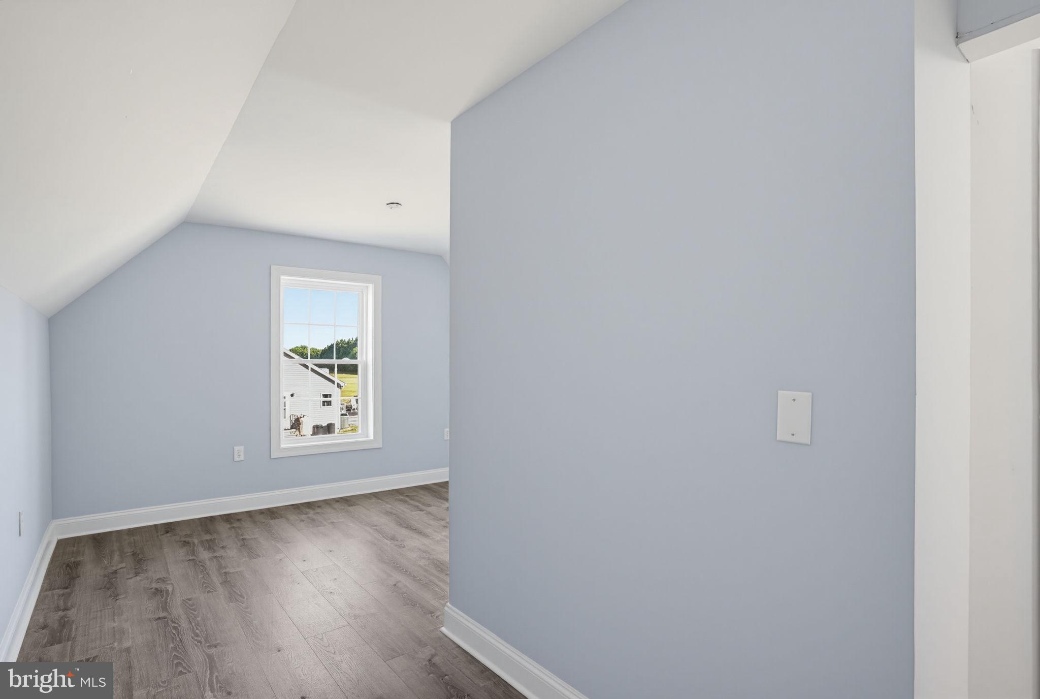 FOWLING CREEK - Residential