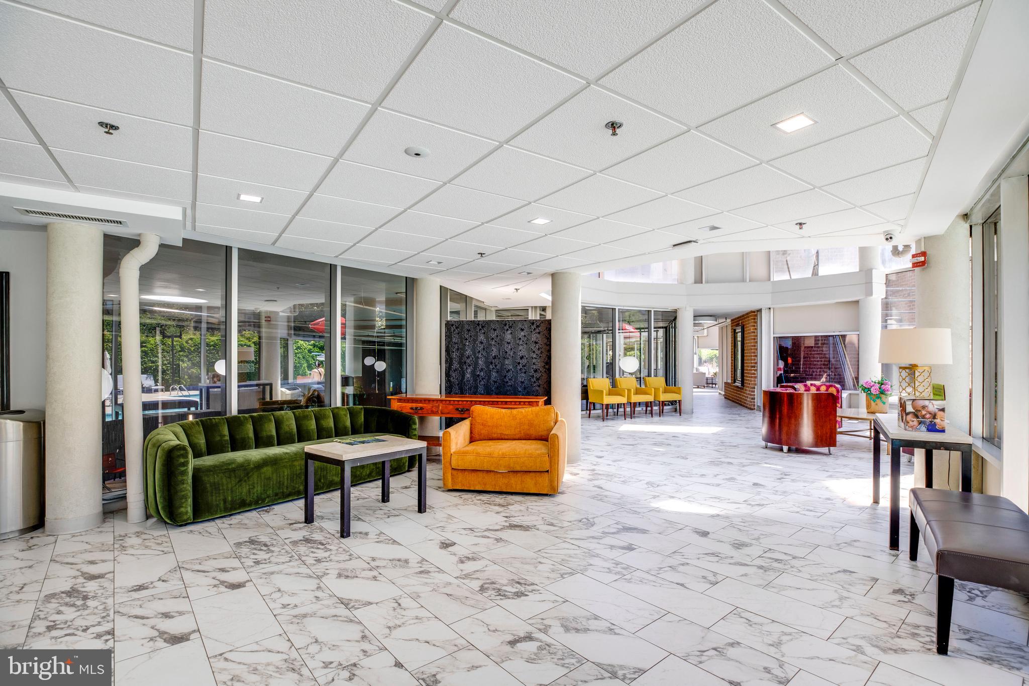 ROTONDA - Residential