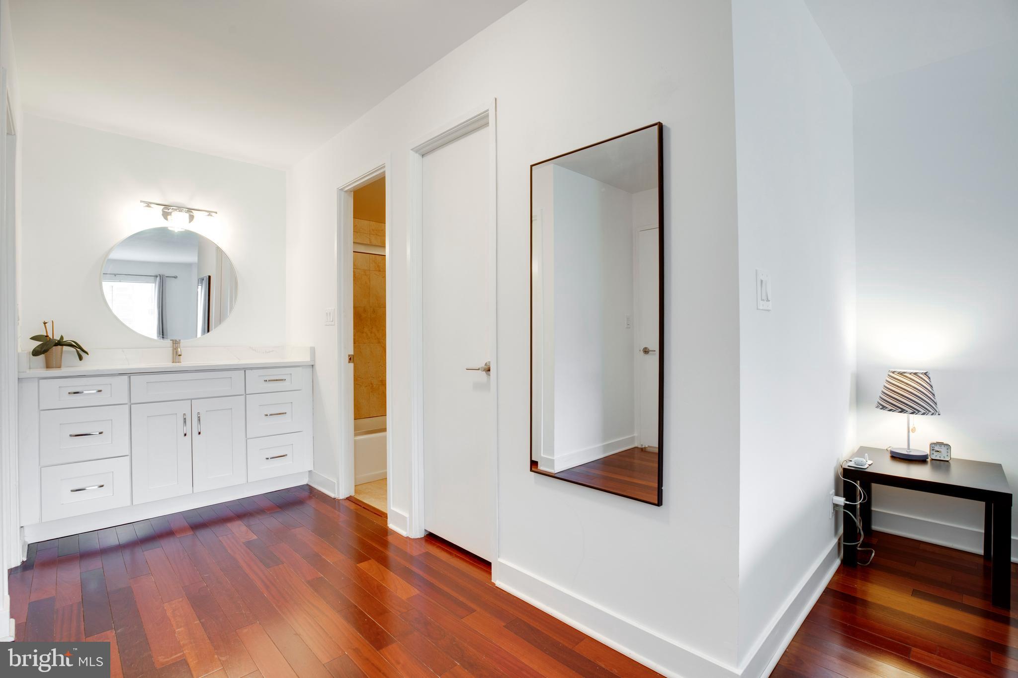 ROTONDA - Residential