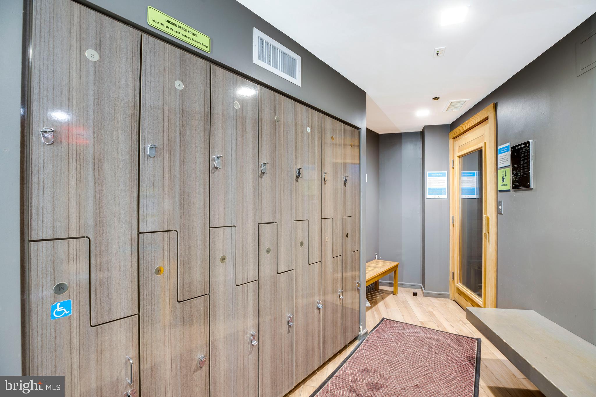 ROTONDA - Residential