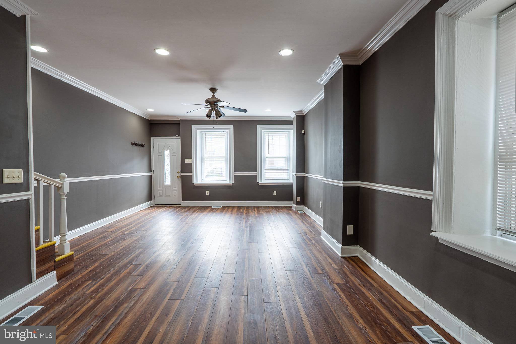 FRANKFORD - Residential