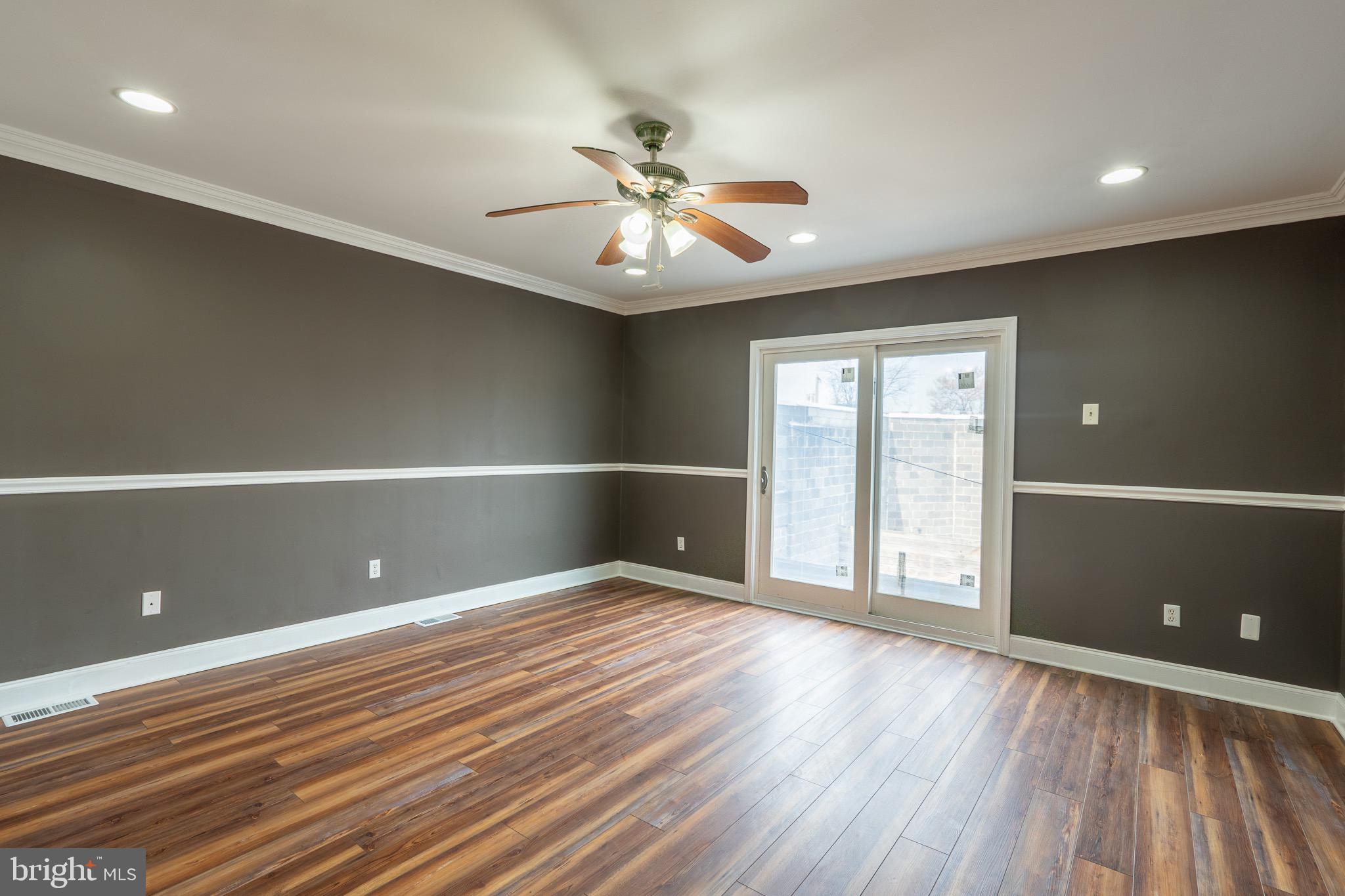 FRANKFORD - Residential