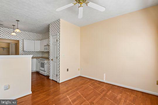 PERRY HALL FARMS - Residential