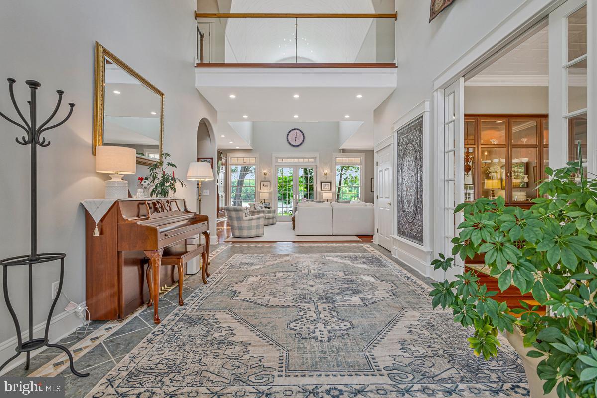 COMBS CREEK - Residential