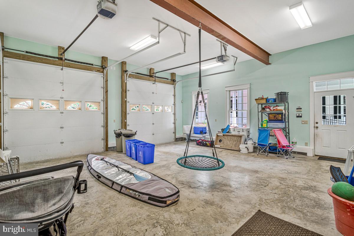 COMBS CREEK - Residential