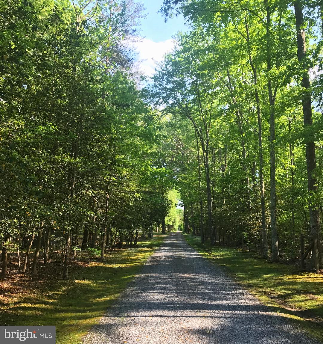 COMBS CREEK - Residential