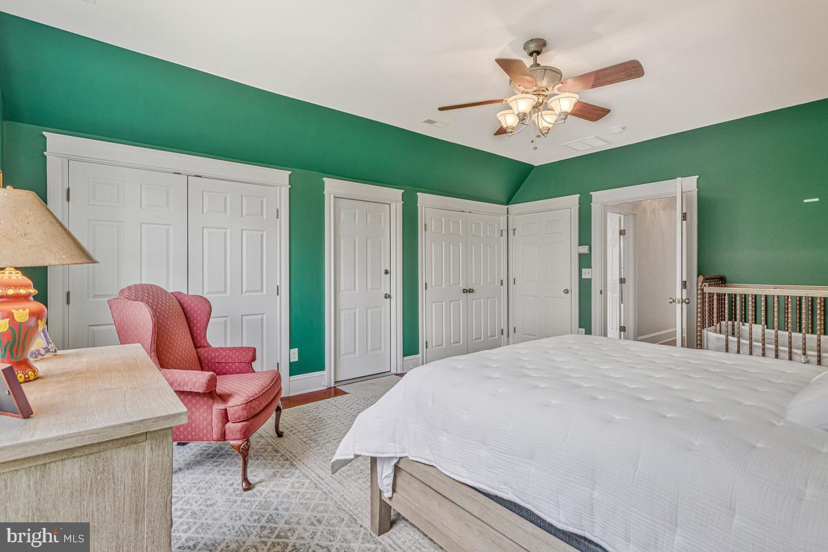 COMBS CREEK - Residential