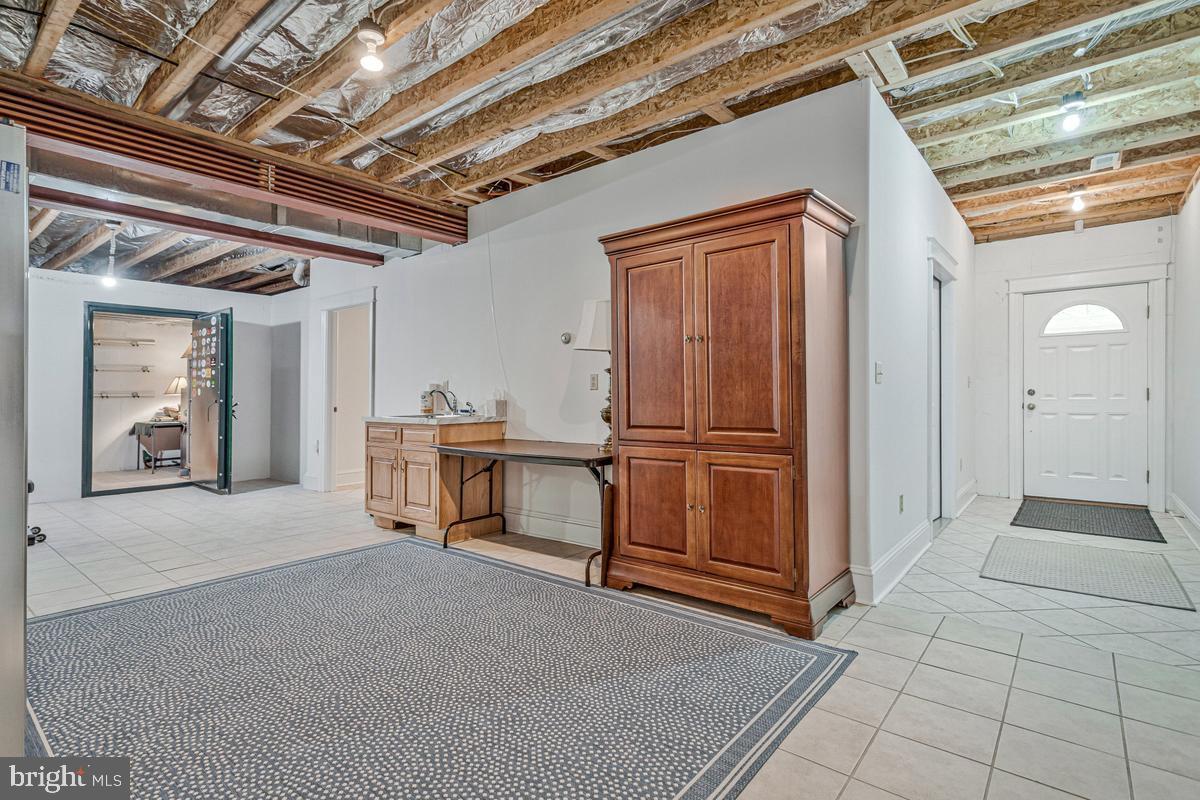 COMBS CREEK - Residential