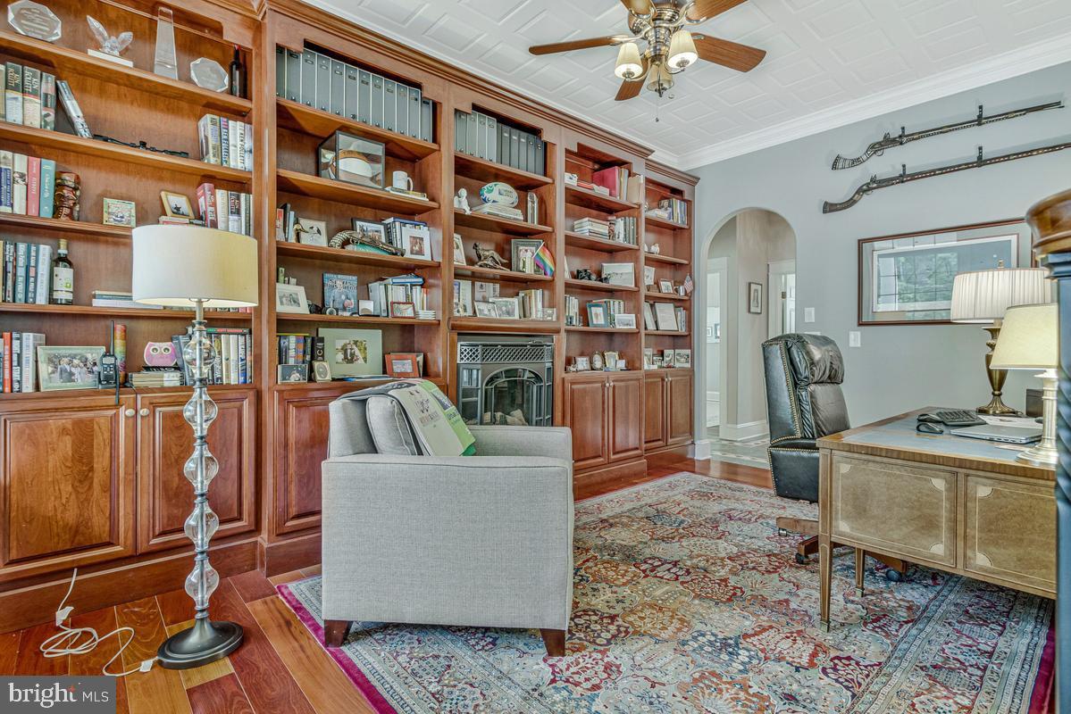 COMBS CREEK - Residential