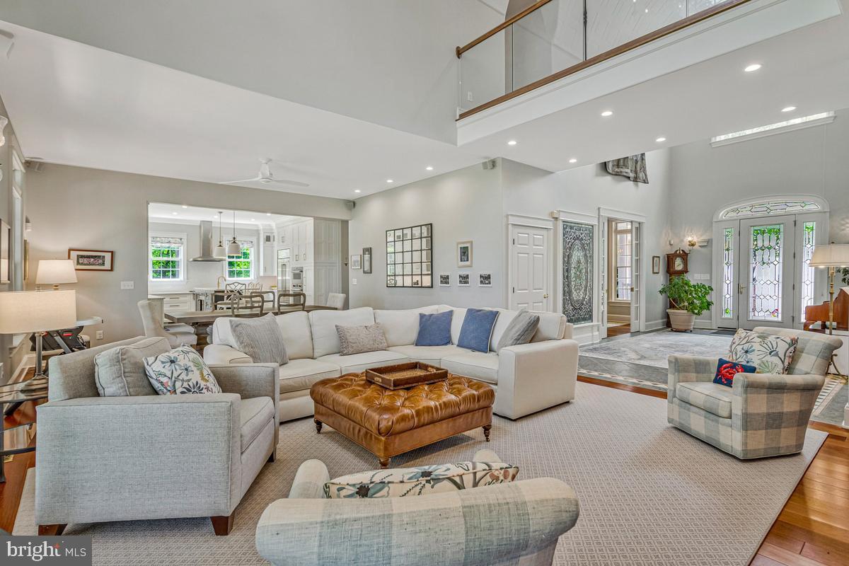 COMBS CREEK - Residential