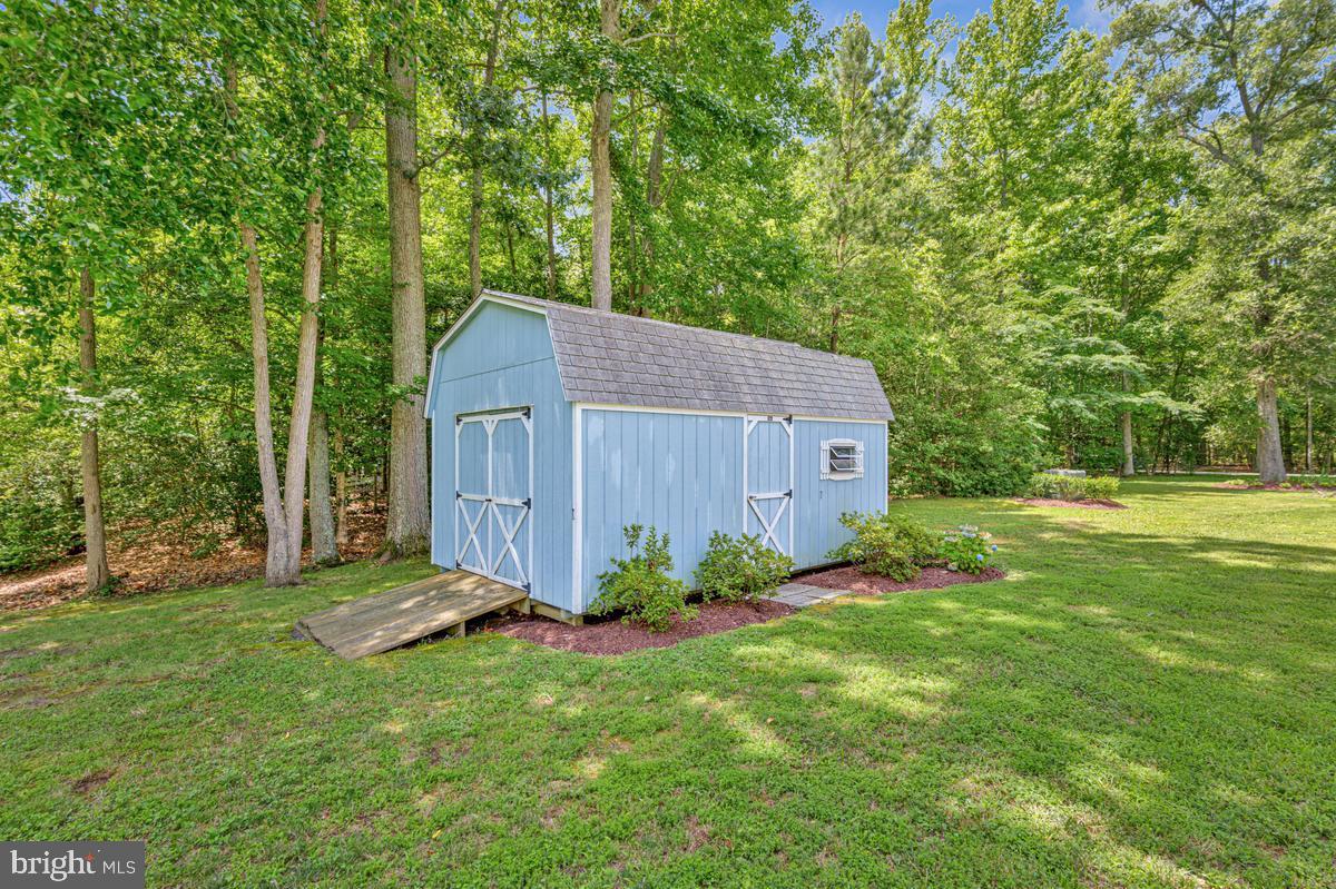 COMBS CREEK - Residential