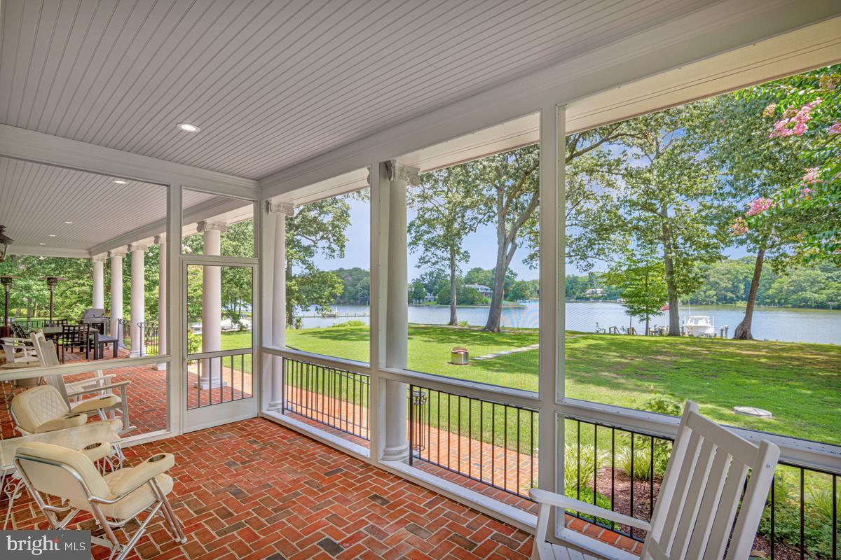 COMBS CREEK - Residential