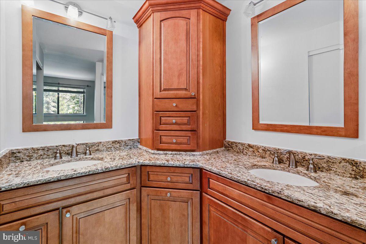 HUNTINGTON - Residential