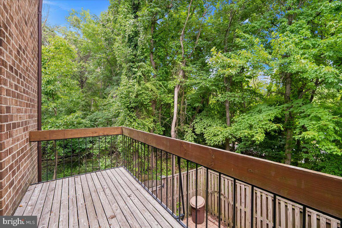 HUNTINGTON - Residential