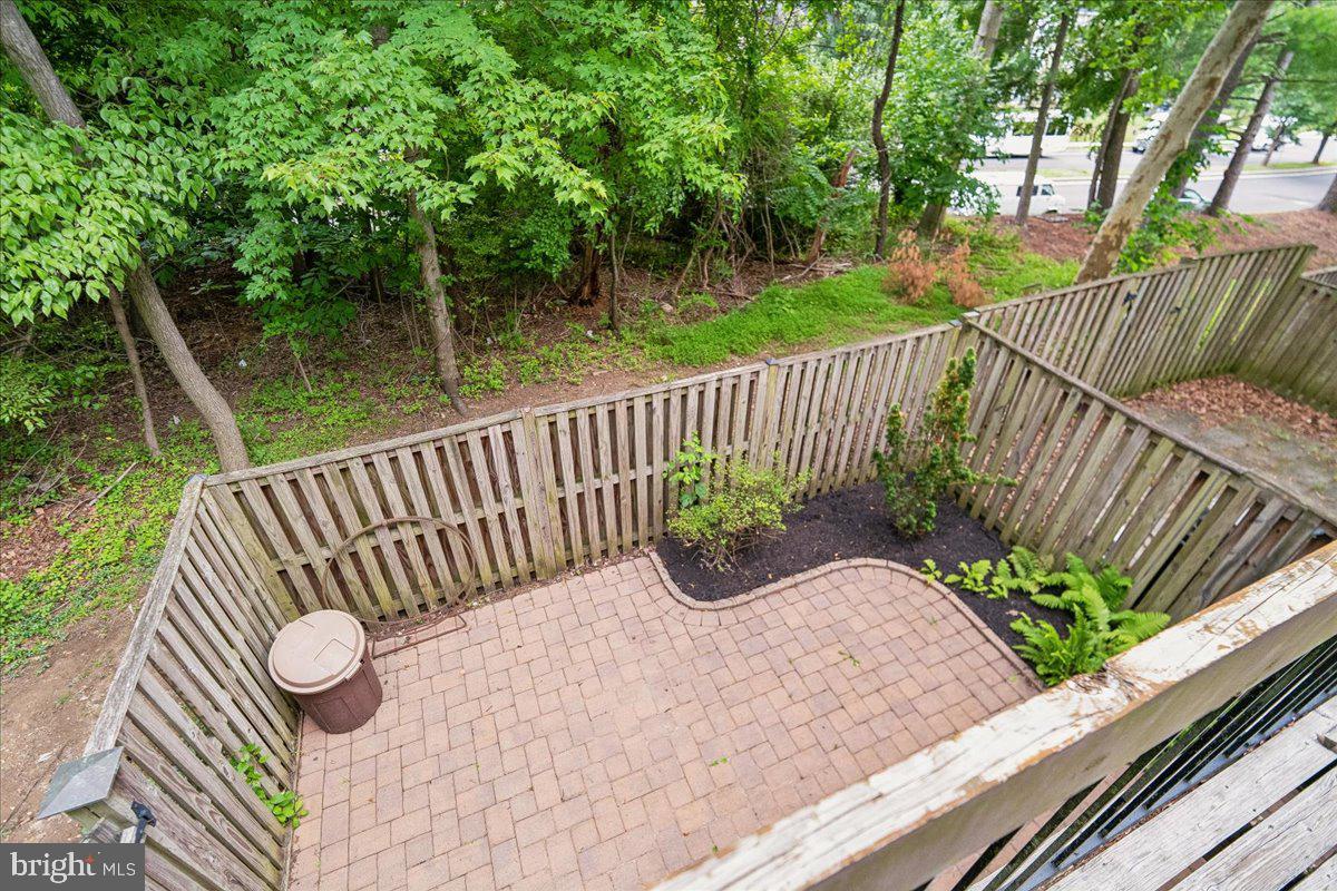 HUNTINGTON - Residential