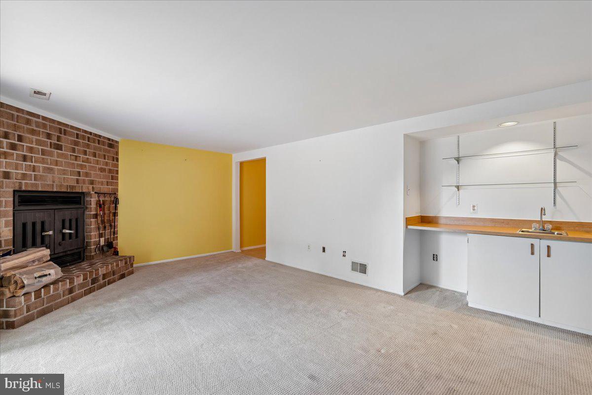 HUNTINGTON - Residential