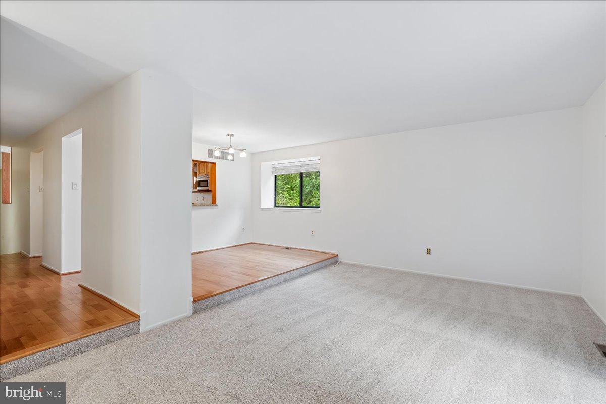 HUNTINGTON - Residential