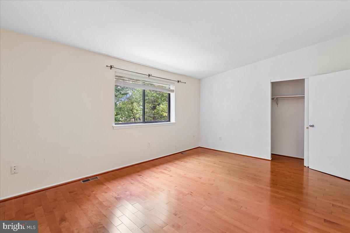 HUNTINGTON - Residential