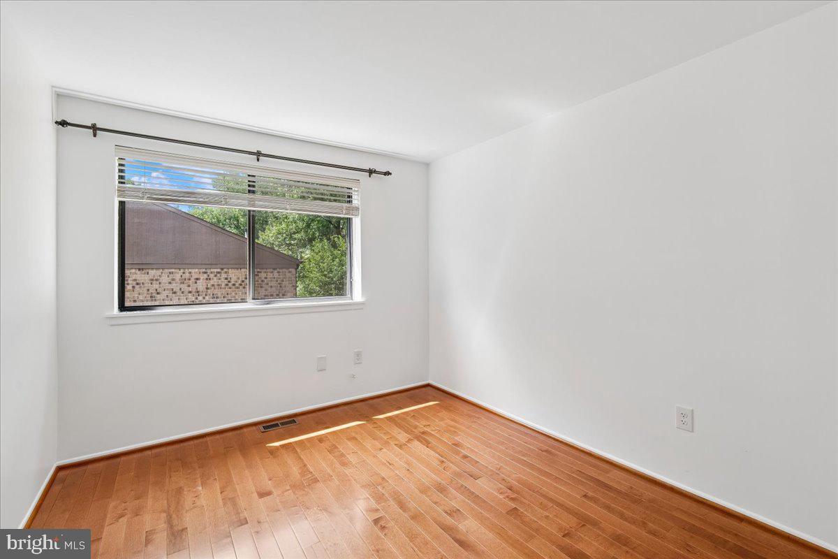 HUNTINGTON - Residential