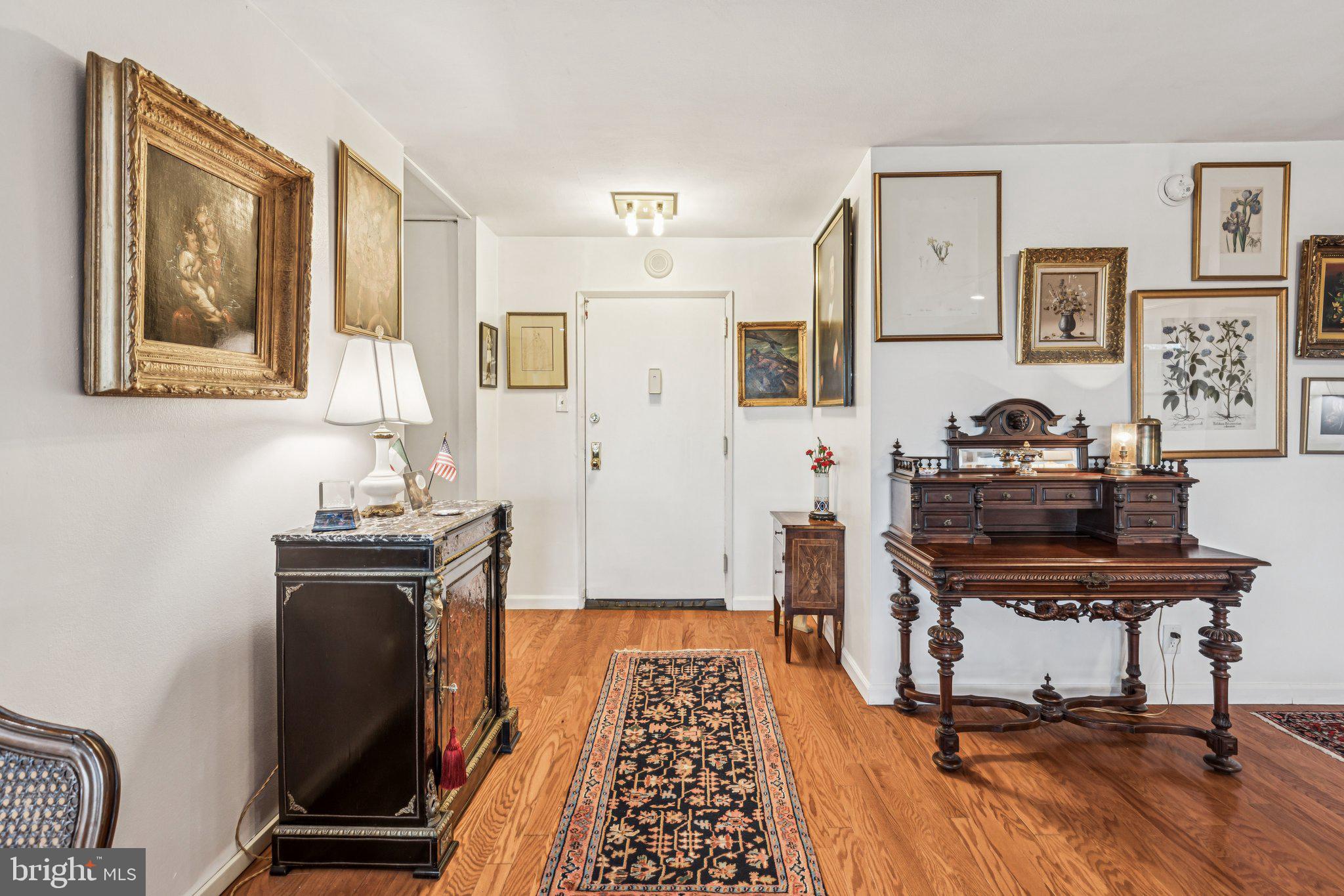 FAIRMOUNT - Residential