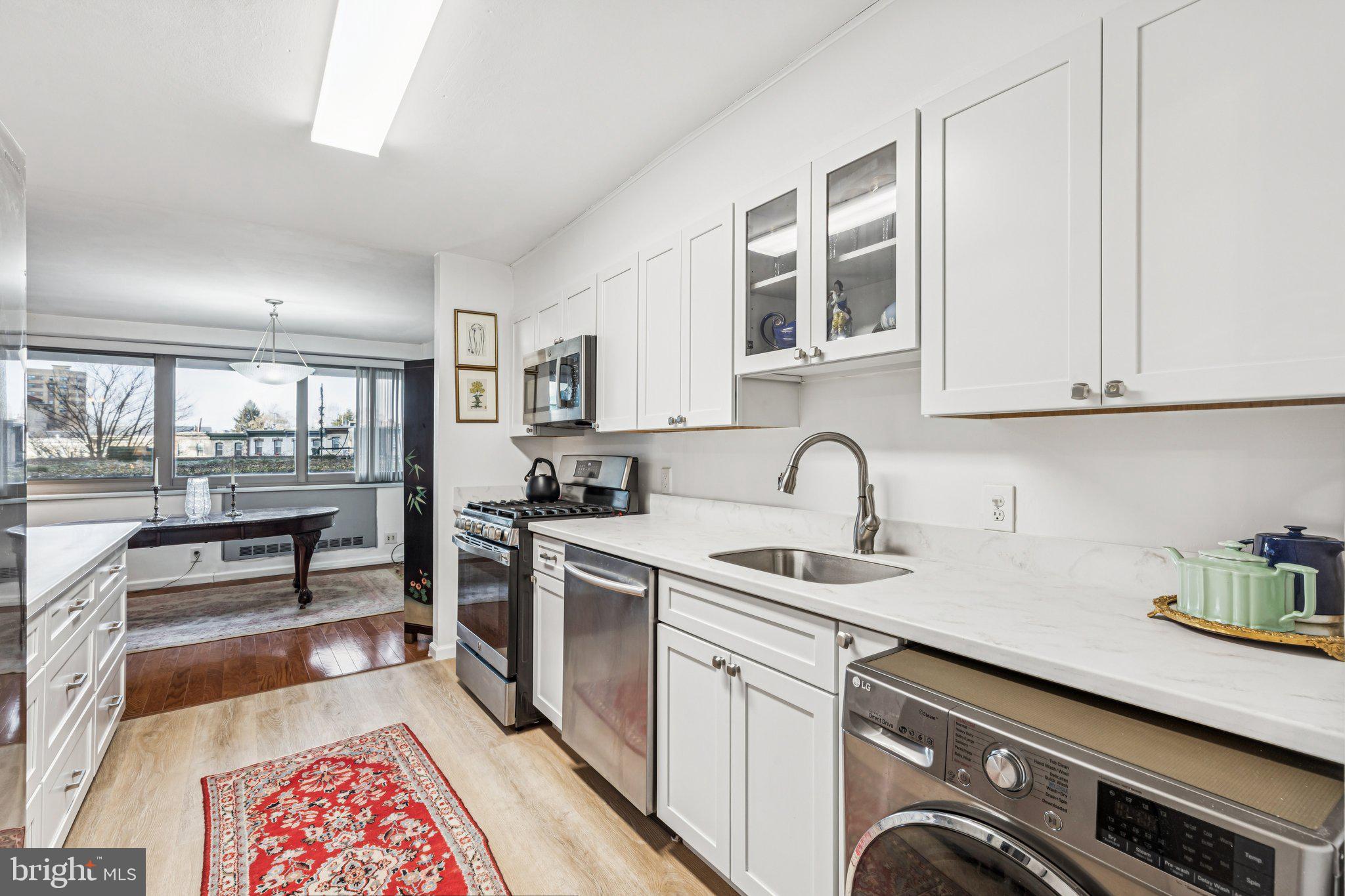 FAIRMOUNT - Residential