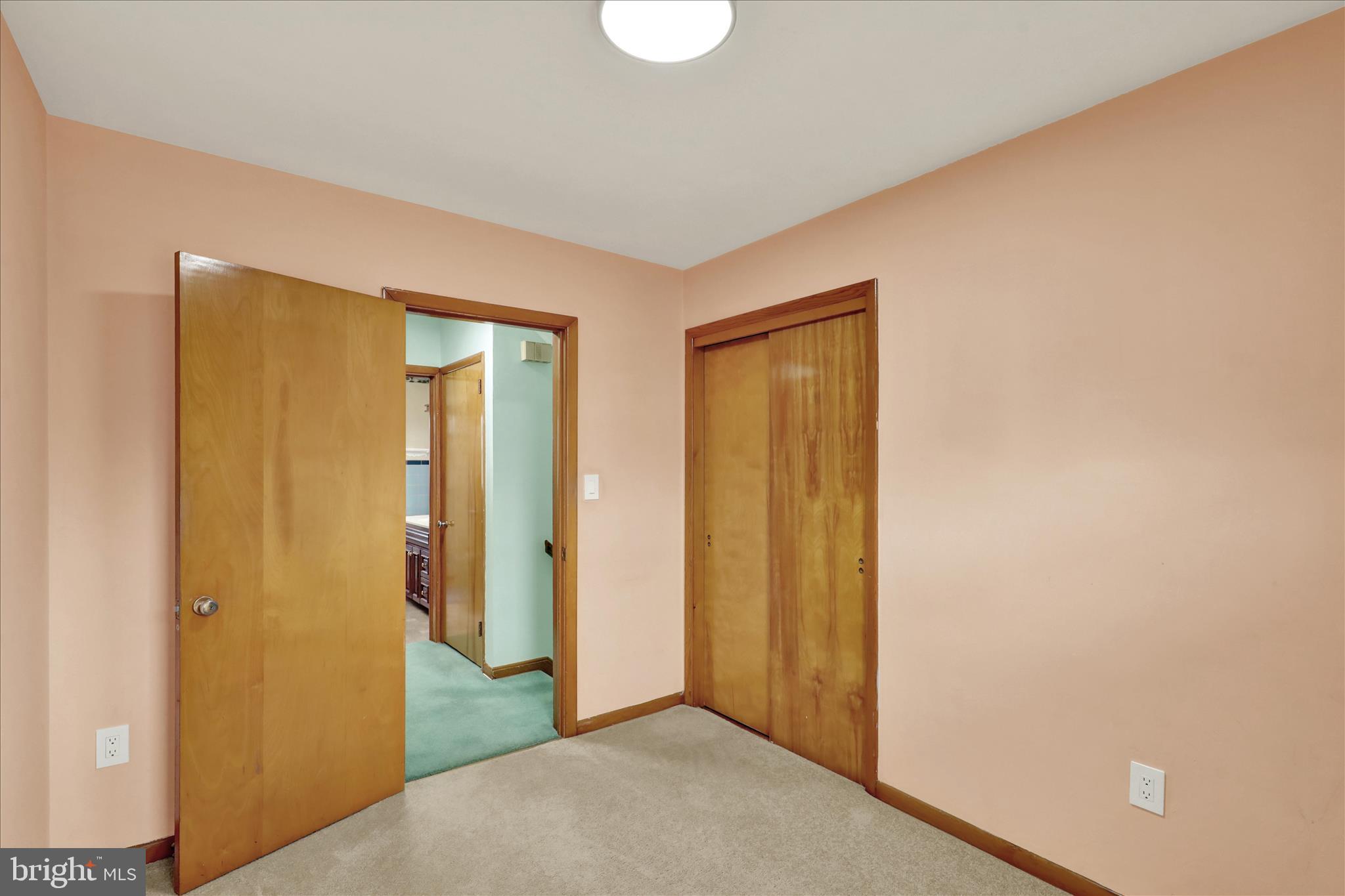 RICHMOND COMMONS - Residential