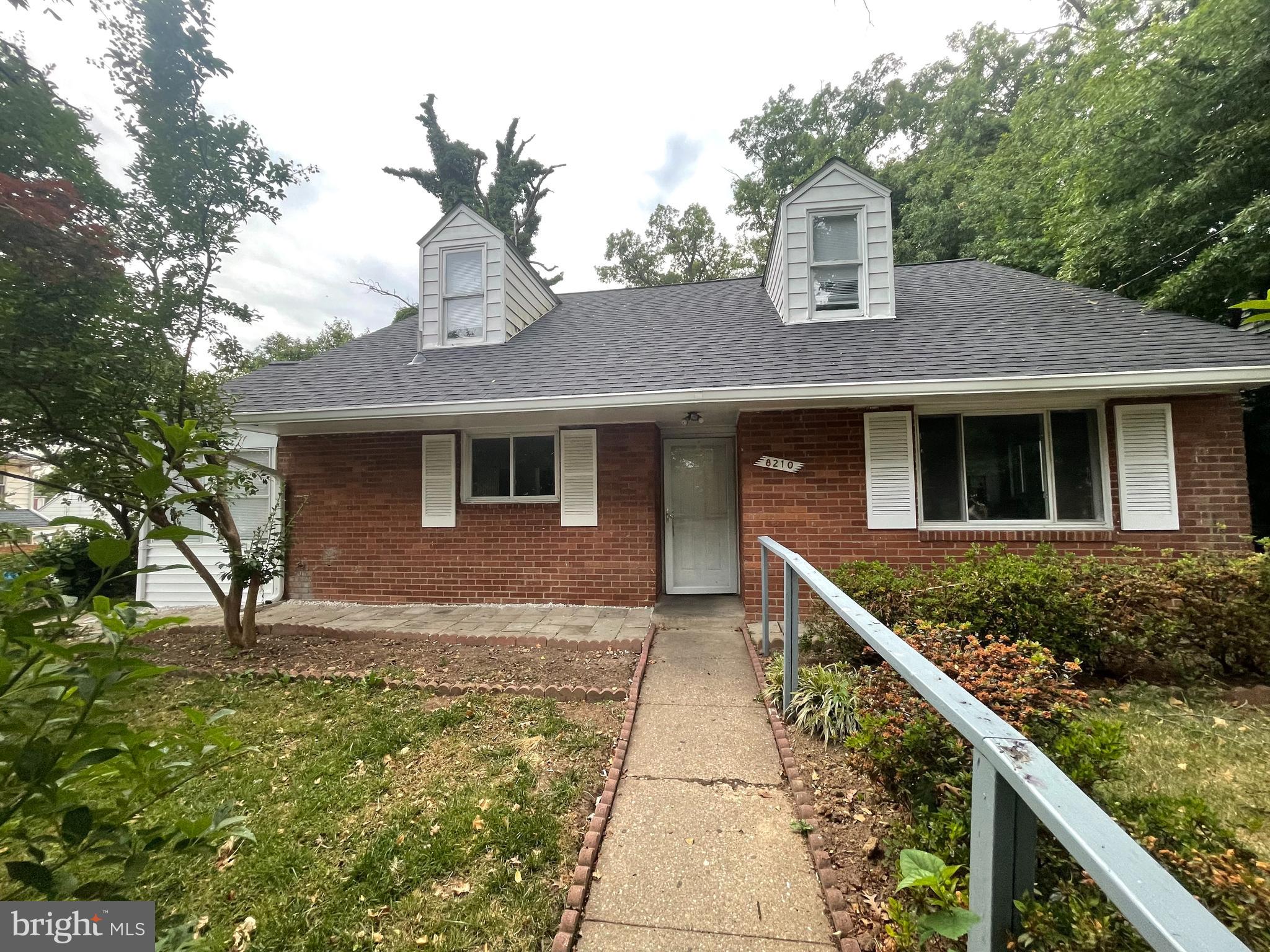 SILVER SPRING PARK - Residential