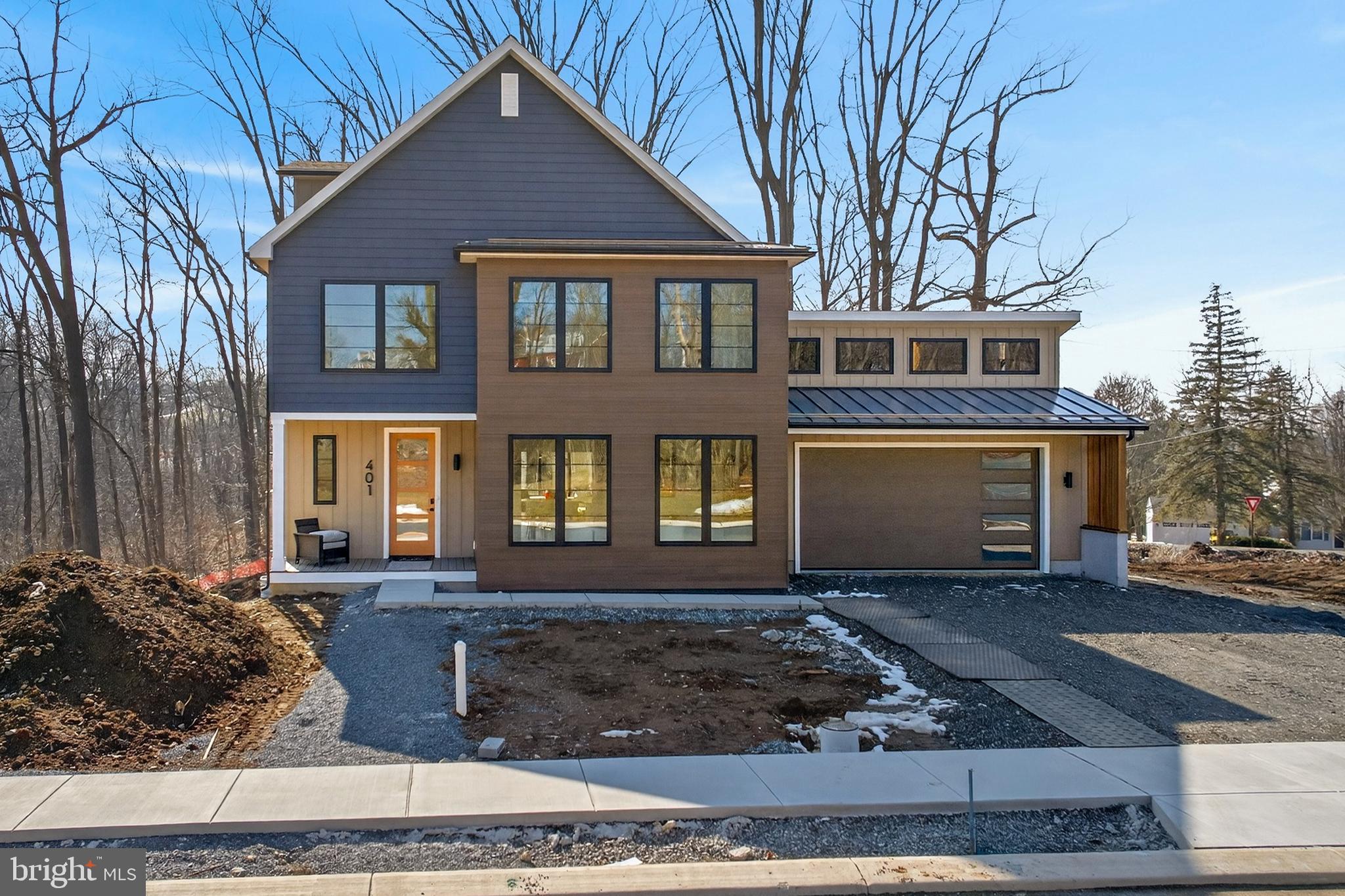The masterful design of Anvil allows 2400  square feet to live large. The lofty stair tower and dream kitchen ground the center of this plan while granting ample space for family, friends, and relaxation. “Home Sweet Home” is personified here, created by comfortable spheres for togetherness as well as quiet retreat.