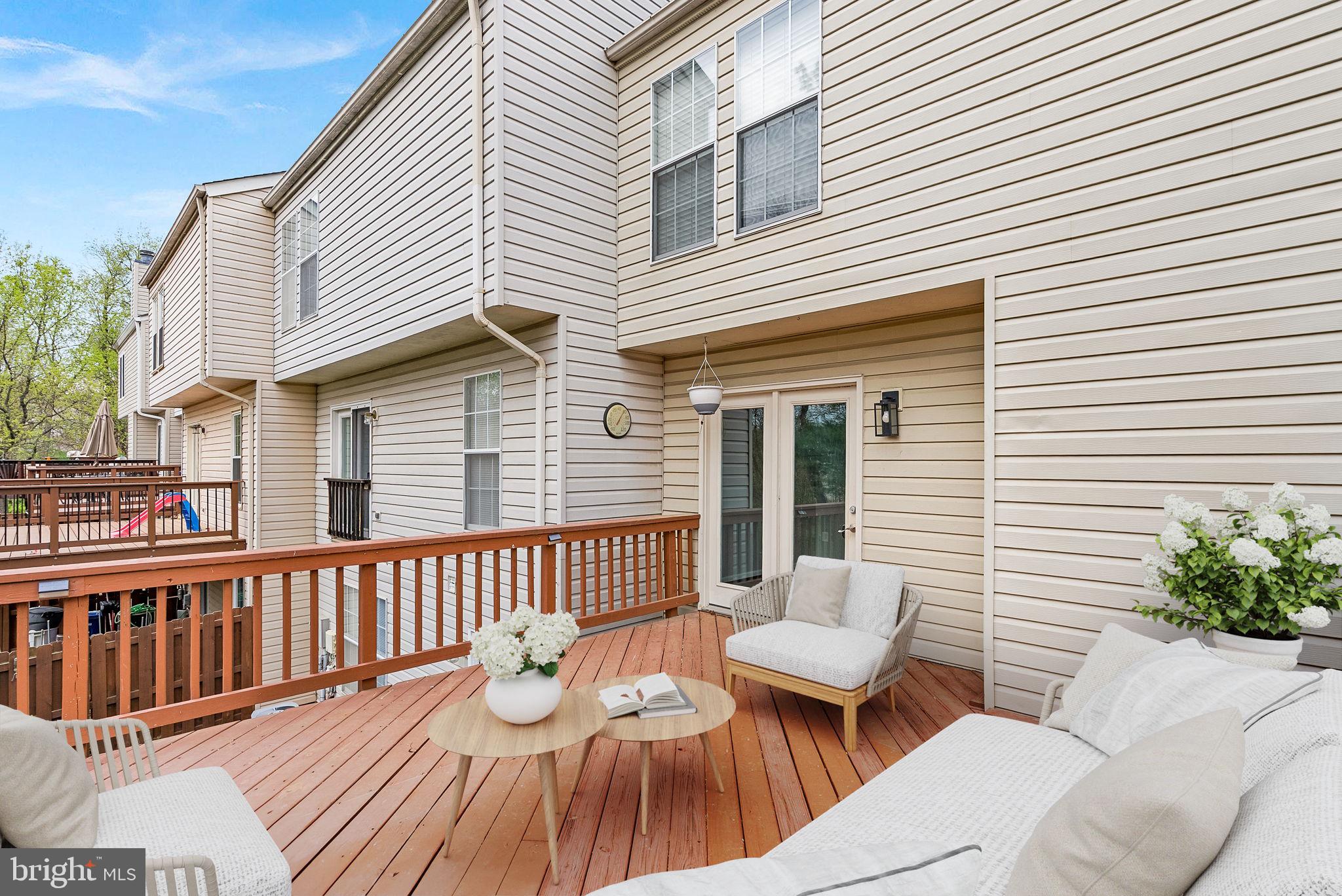ASHBURN FARM - Residential