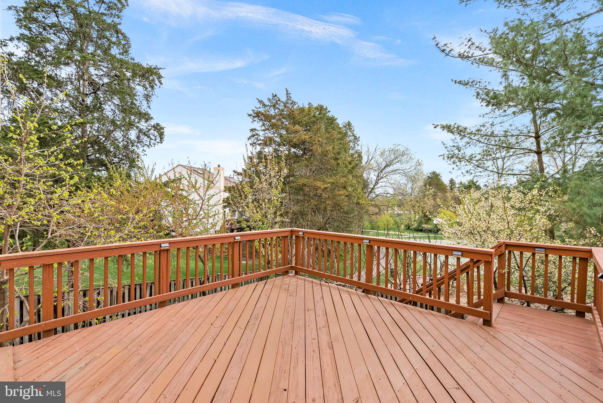 ASHBURN FARM - Residential