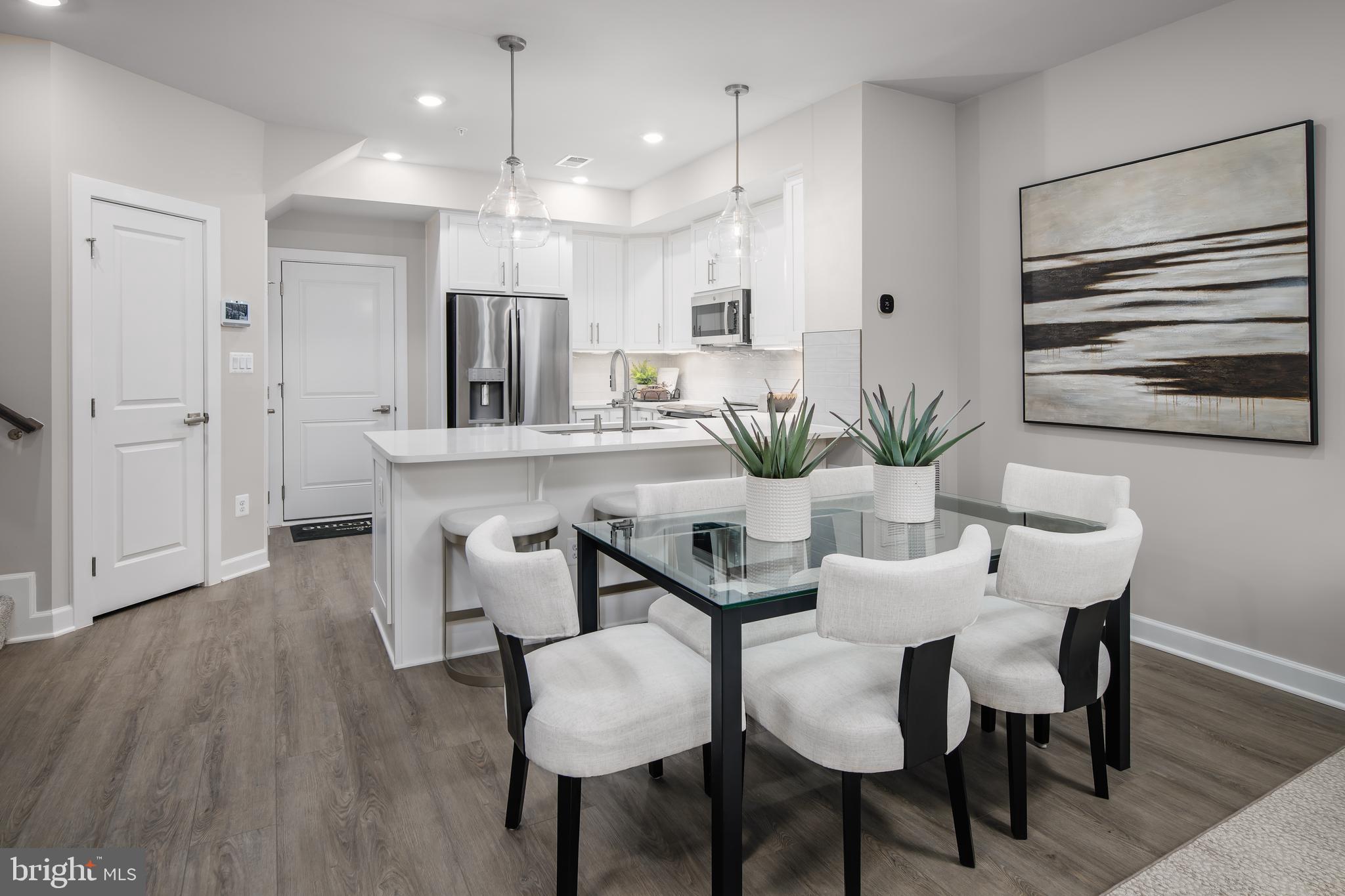 ASHBURN STATION - Residential
