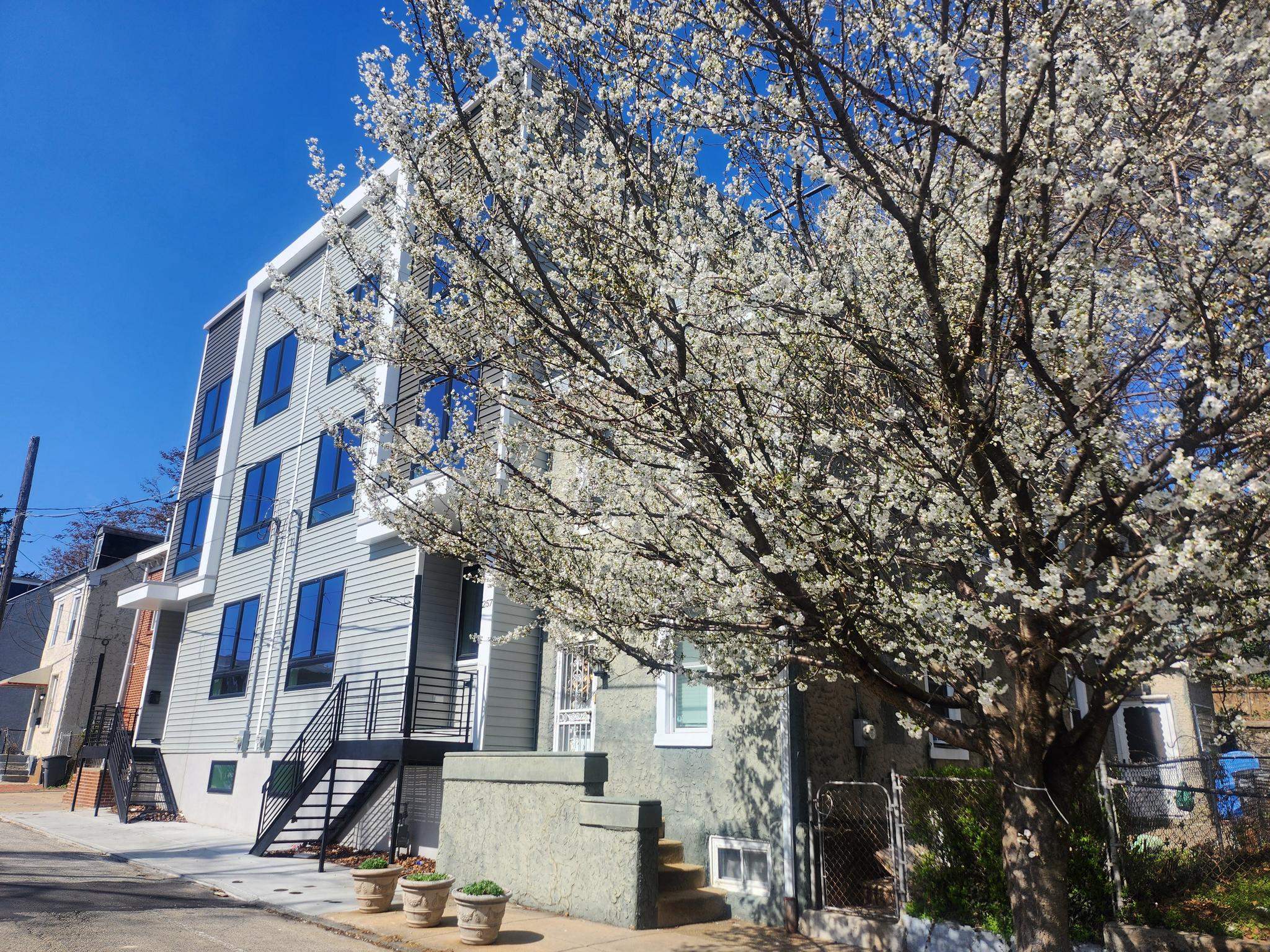 EAST MT AIRY - Land