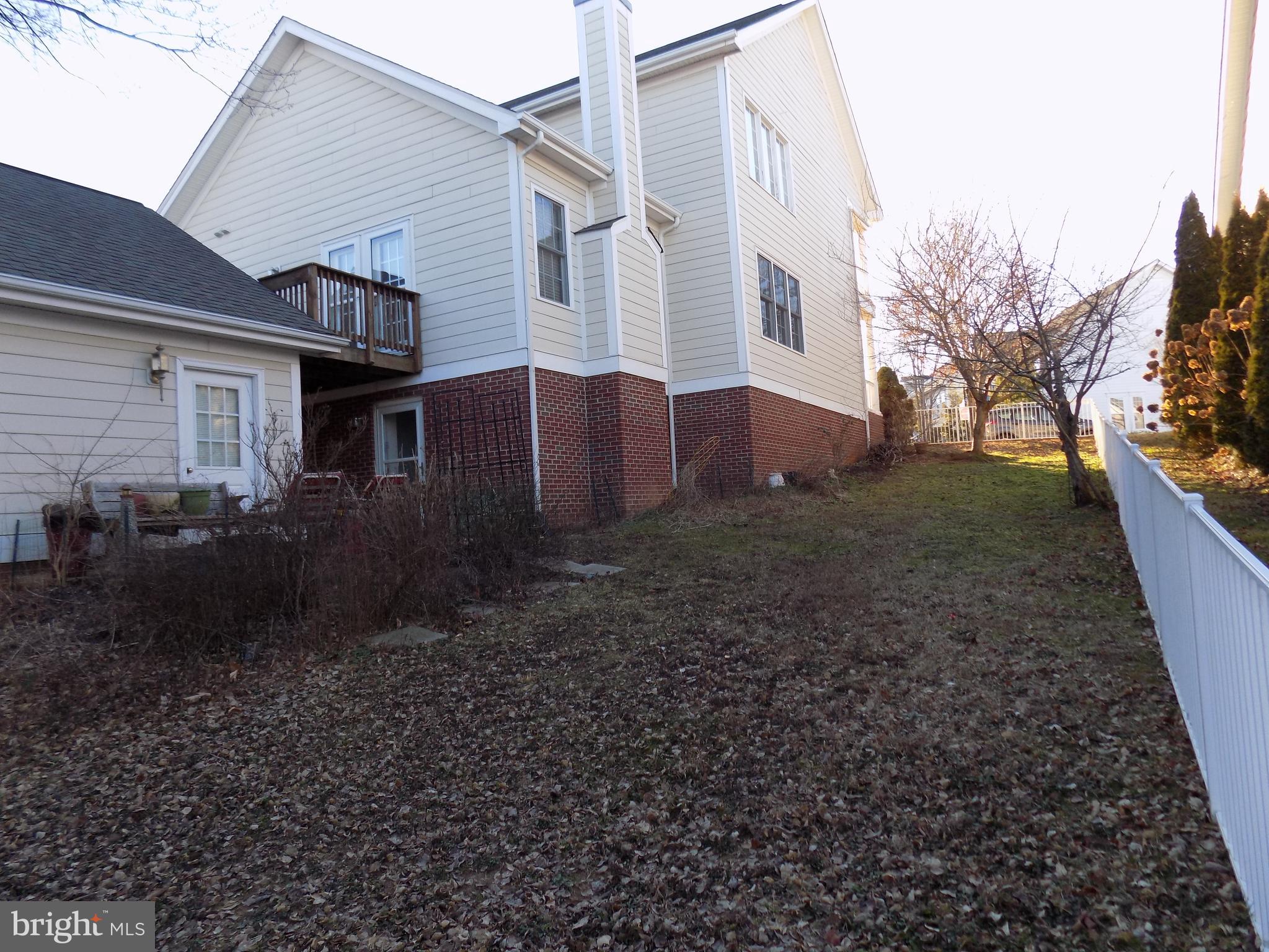 LADYSMITH VILLAGE - Residential