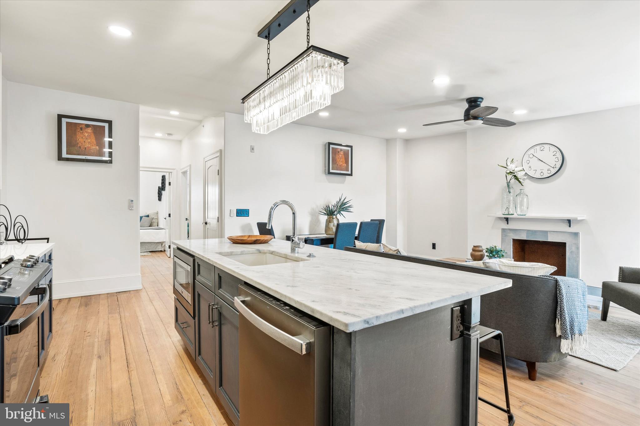 RITTENHOUSE SQUARE - Residential