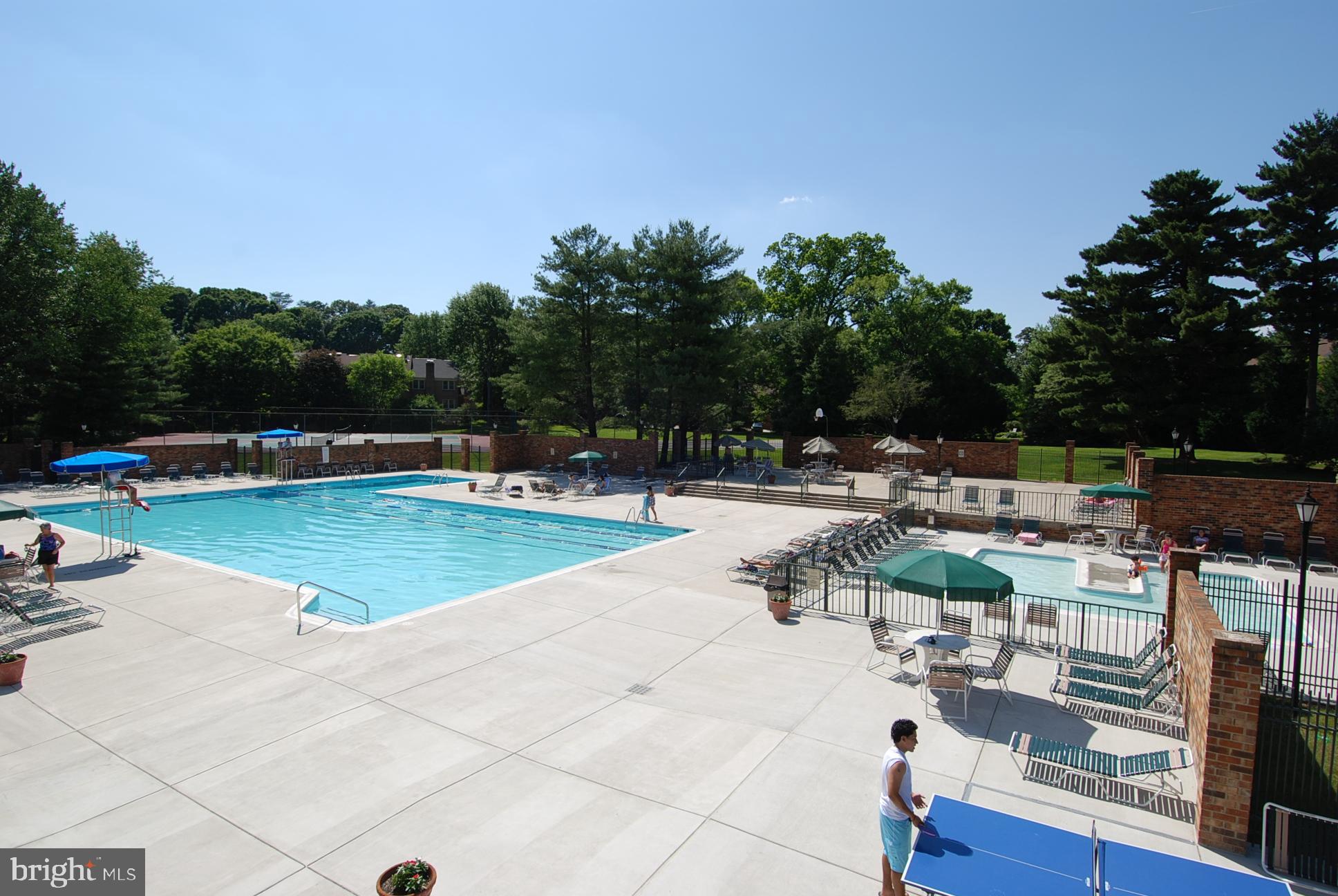 GEORGETOWN VILLAGE - Residential