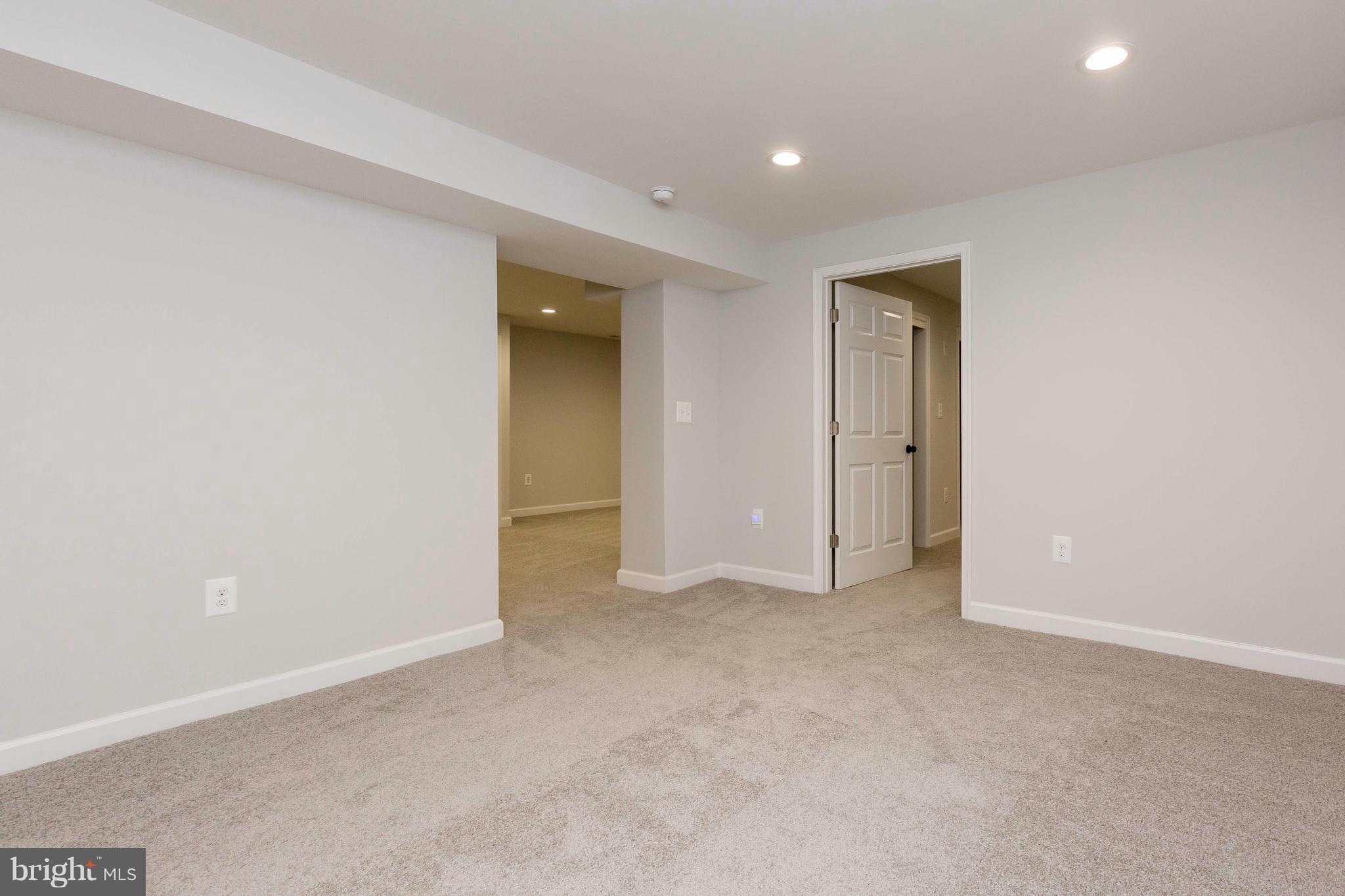BARNESVILLE OUTSIDE - Residential