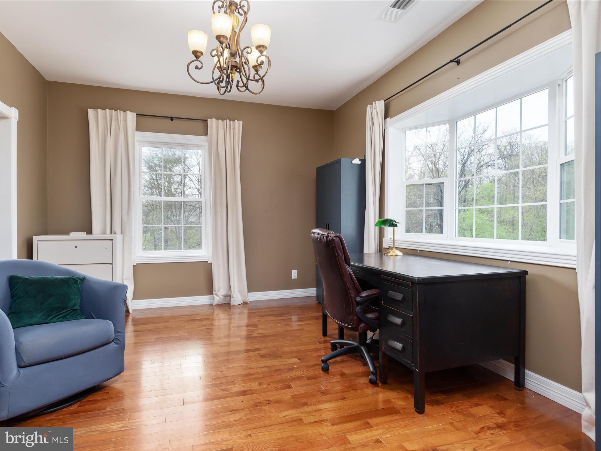 BUNKER HILL HEIGHTS - Residential