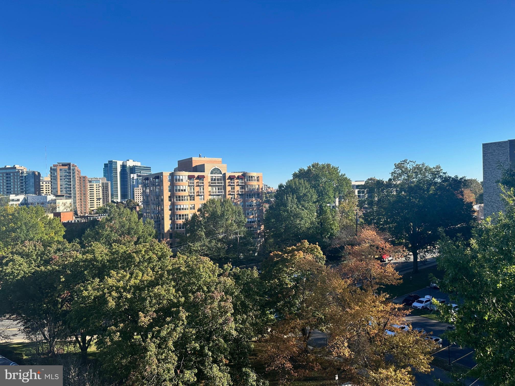 WHITEHALL - Residential