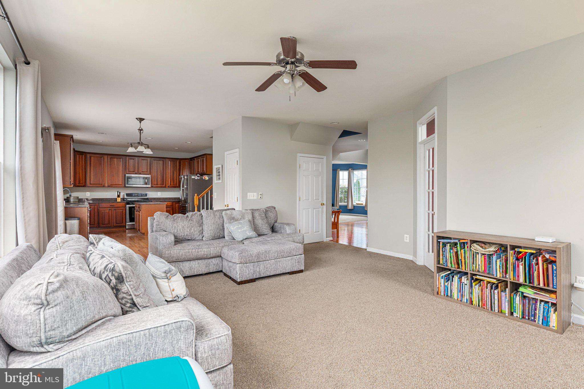 WAKELAND MANOR - Residential